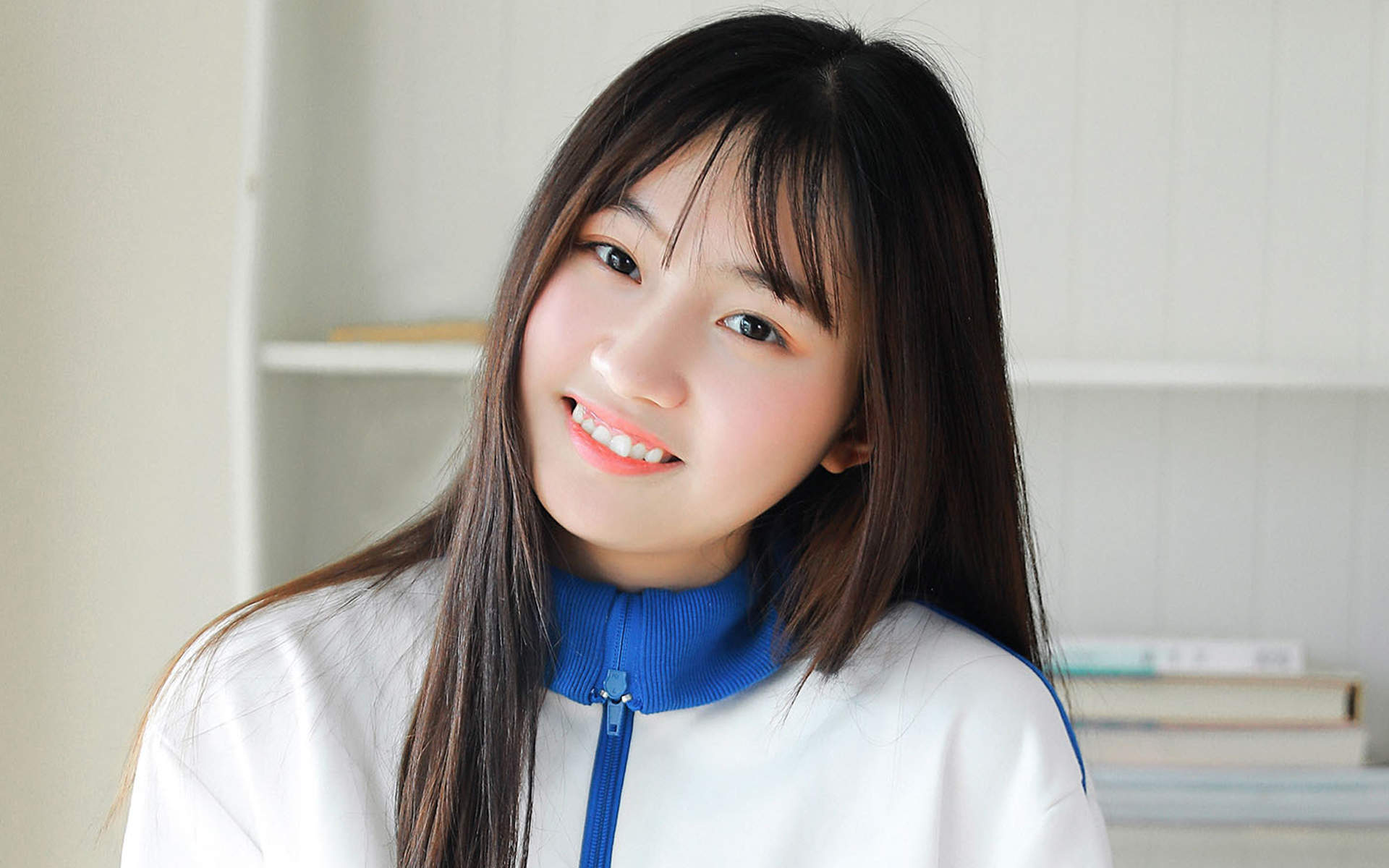 高清校花90后可爱清纯学生妹高清桌面壁纸图片