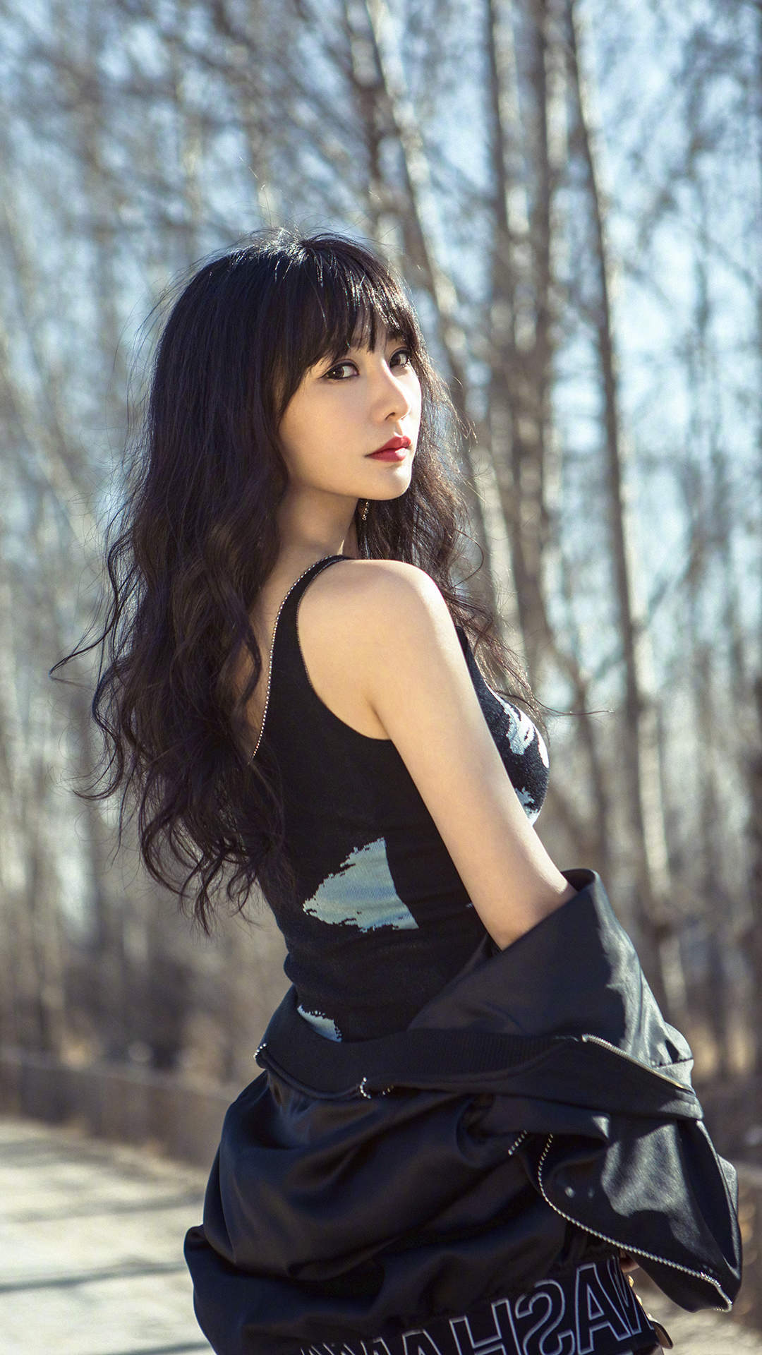 中国内地湖南衡阳女演员柳岩写真电脑桌面壁纸之网络美女图片