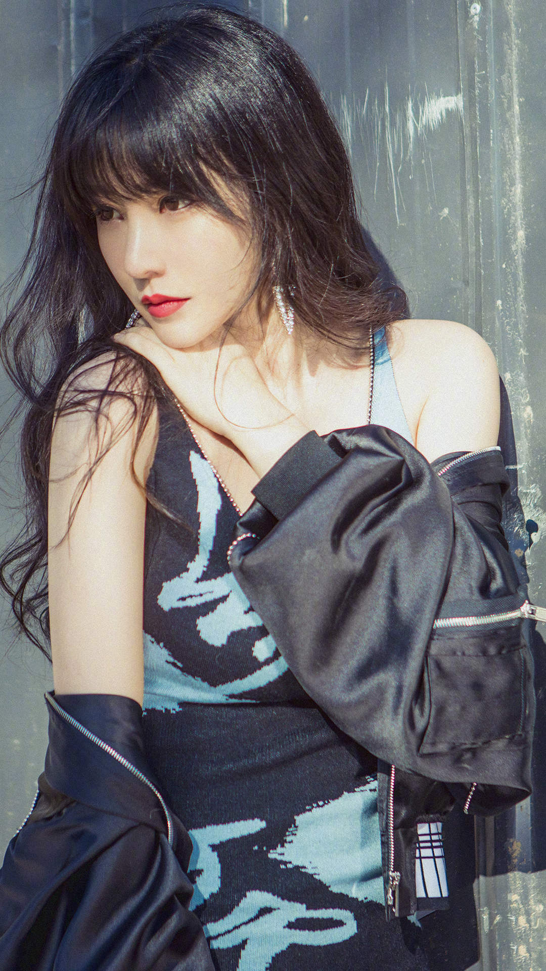 中国内地湖南衡阳女演员柳岩写真电脑桌面壁纸之网络美女图片