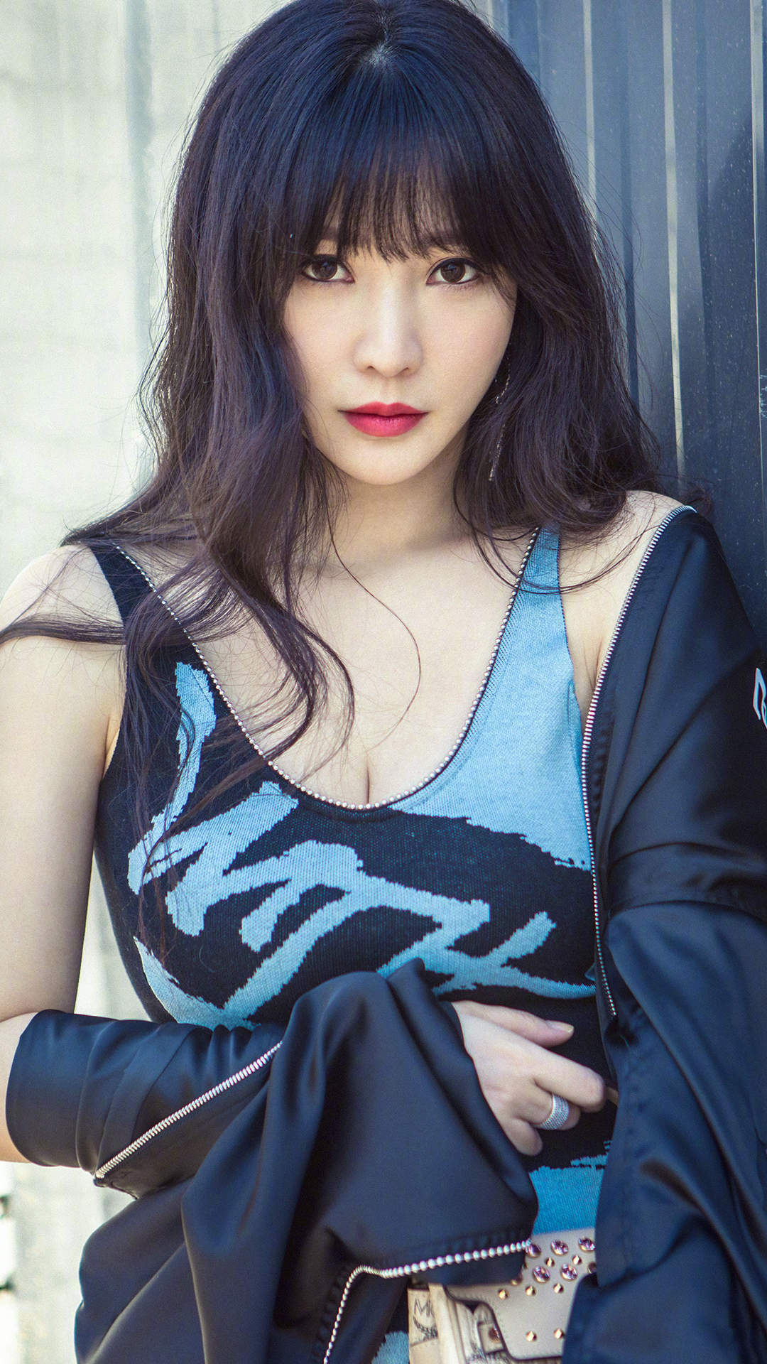 中国内地湖南衡阳女演员柳岩写真电脑桌面壁纸之网络美女图片