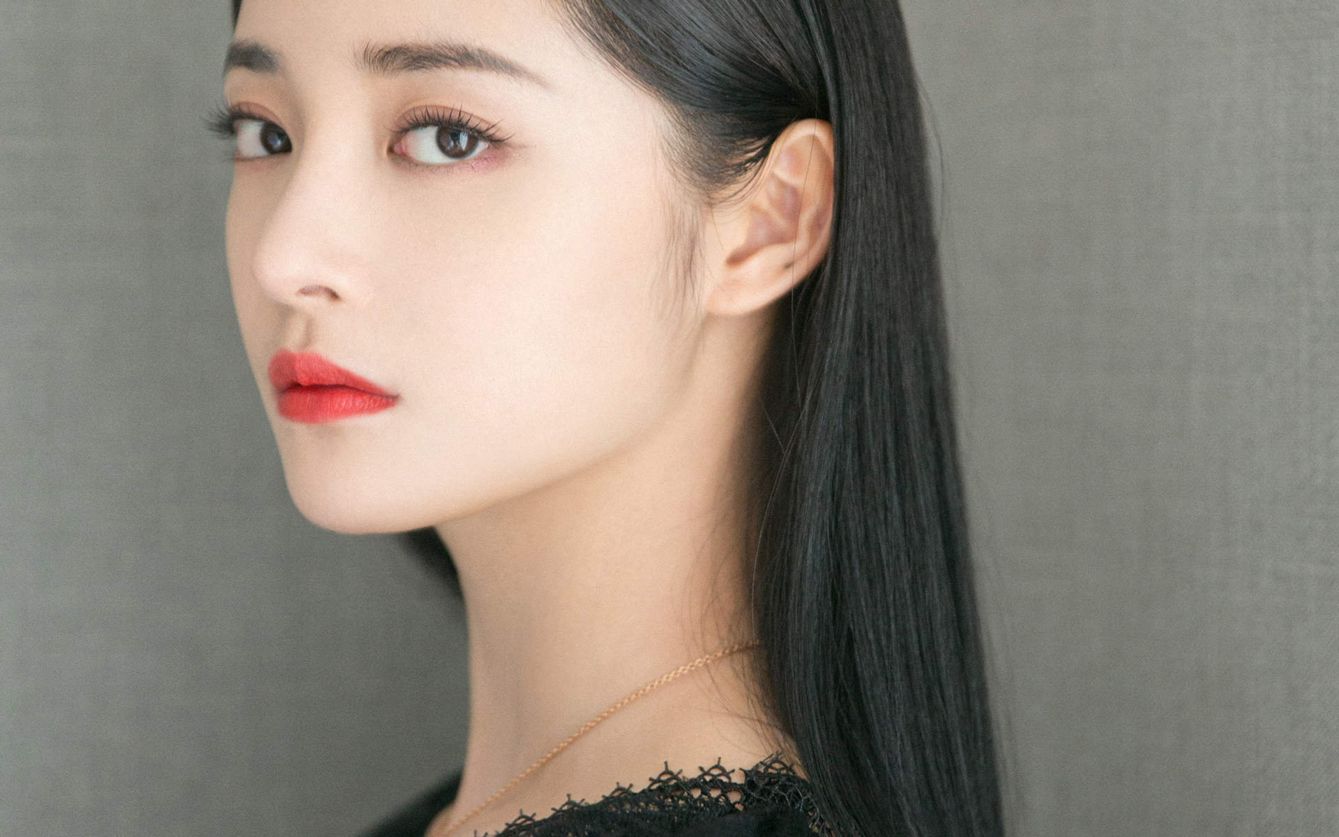 高清上海奉贤美女周洁琼甜美浪漫写真桌面壁纸图片