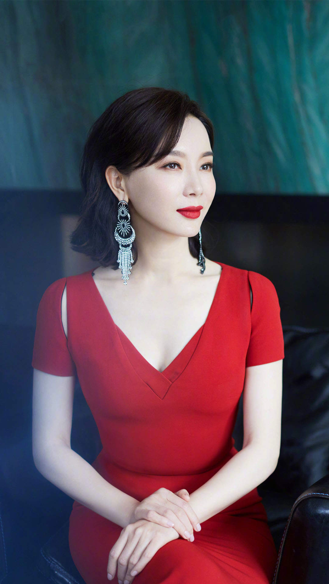 中国影视湖北黄石女演员性感红唇陈数彰显高贵冷艳图片