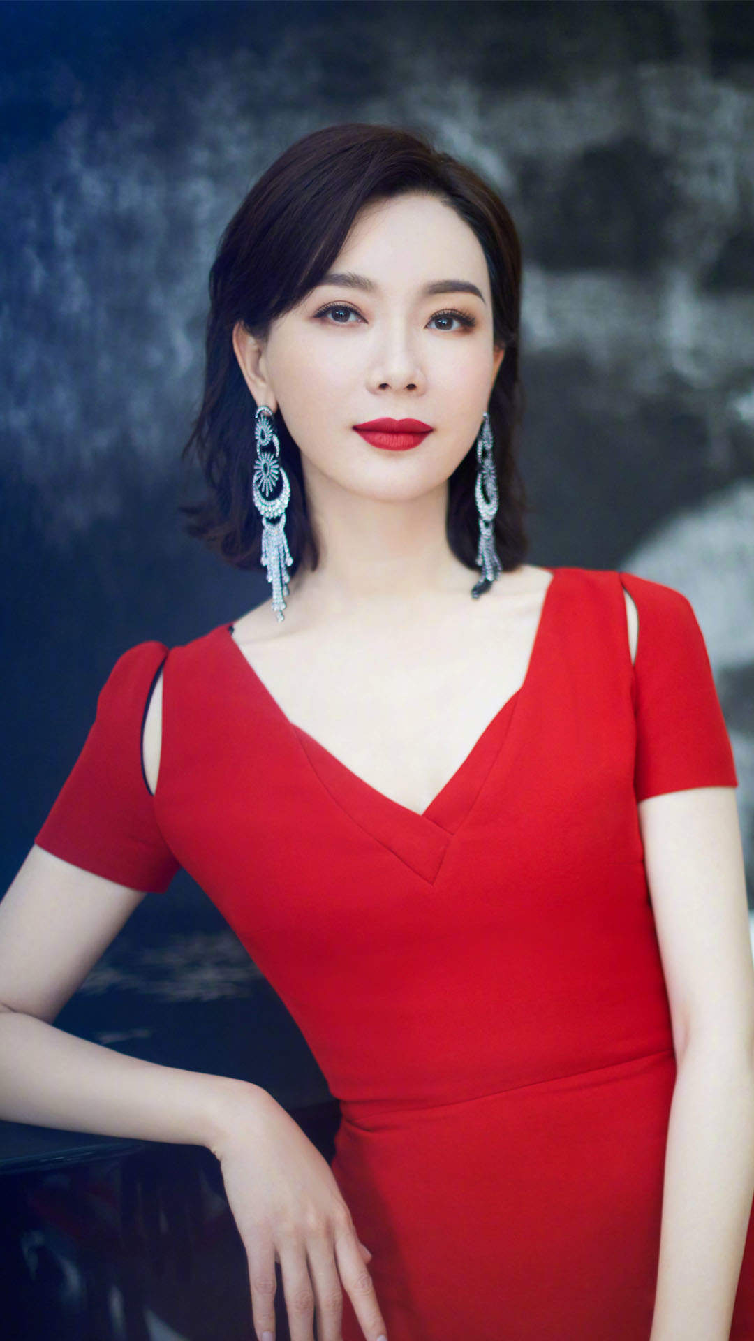 中国影视湖北黄石女演员性感红唇陈数彰显高贵冷艳图片
