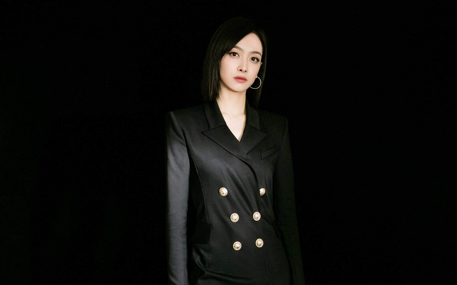 山东省青岛女演员宋茜妩媚动人写真桌面壁纸图片