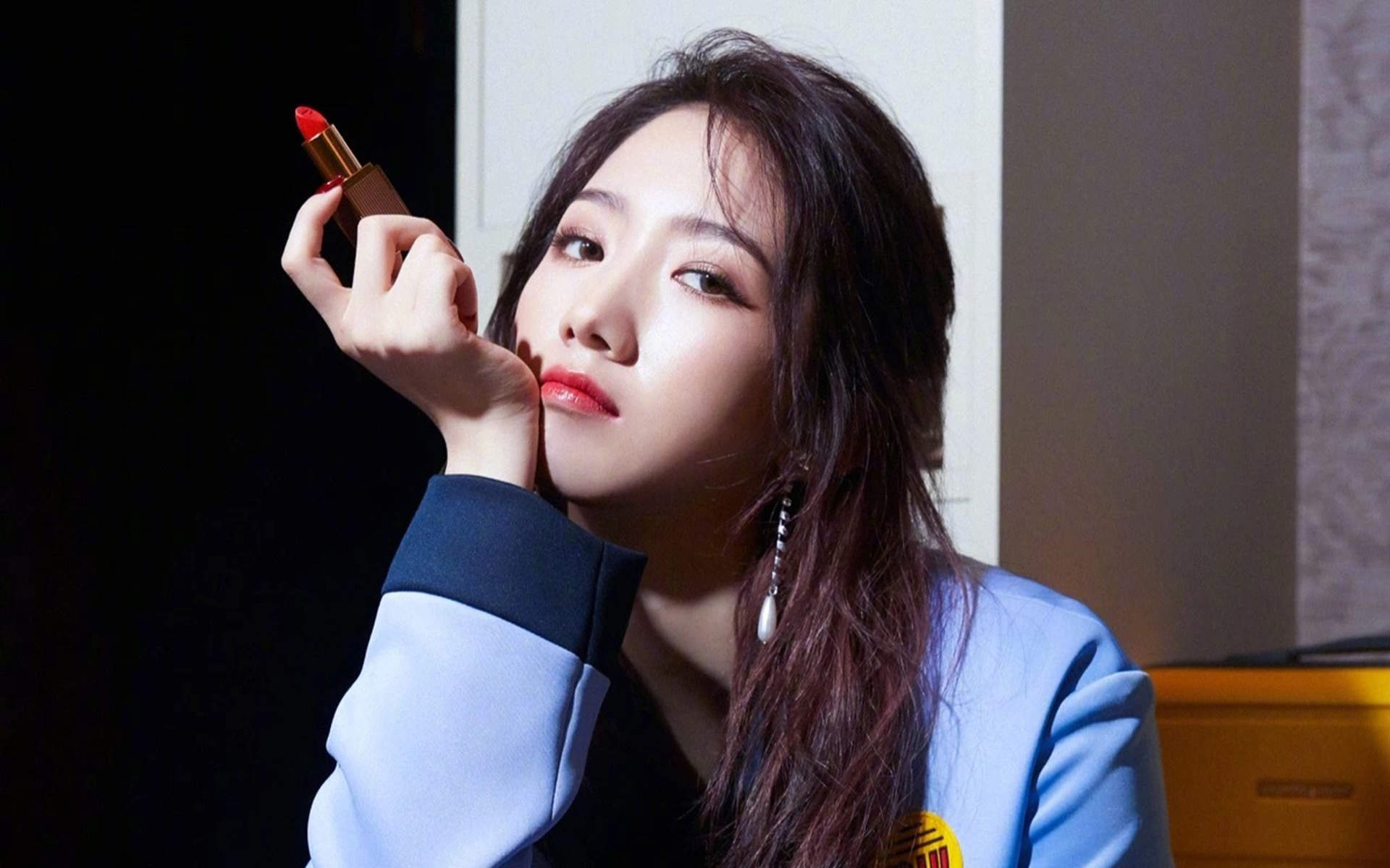 高清女明星孟美岐中国风时尚写真图片图片