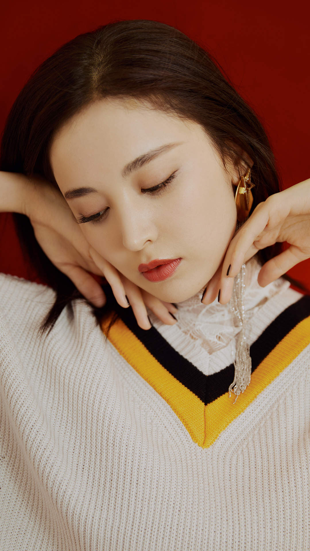 中国内地新疆乌鲁木齐市影视女演员古力娜扎清秀写真手机壁纸图片