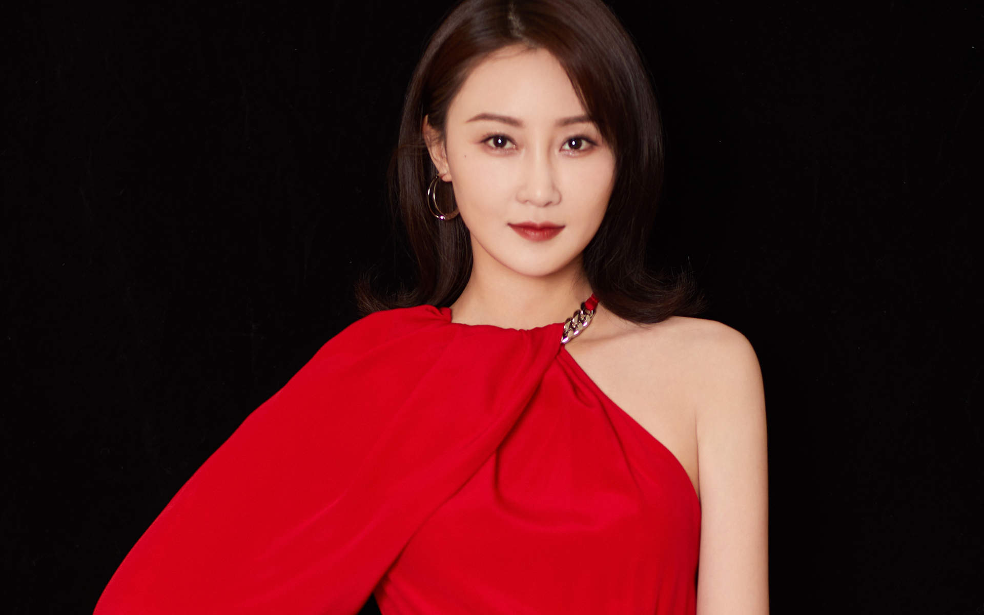 中国内地辽宁省大连女演员林鹏魅力写真图片图片 中国内地辽宁省大连女演员林鹏魅力写真图片图片