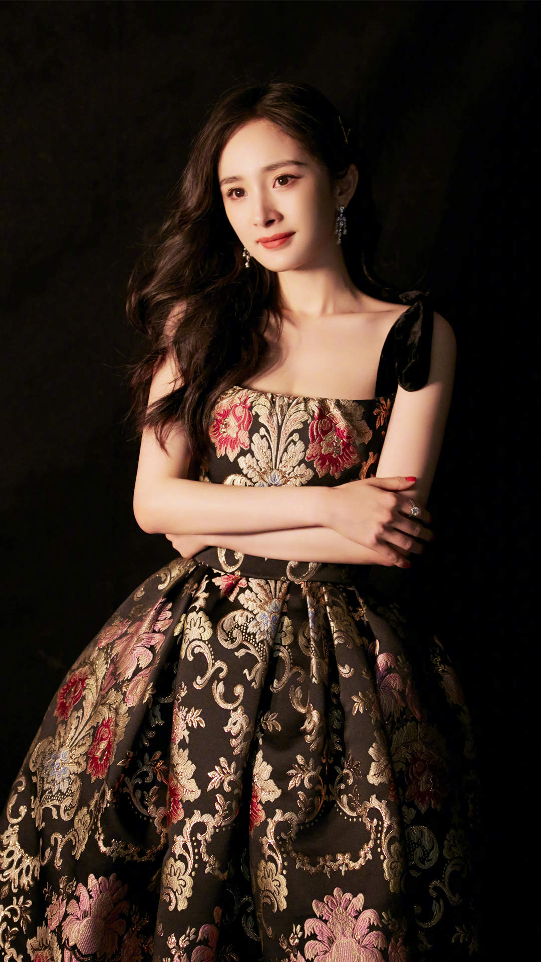 中国内地北京影视女演员杨幂妩媚动人写真桌面壁纸图片