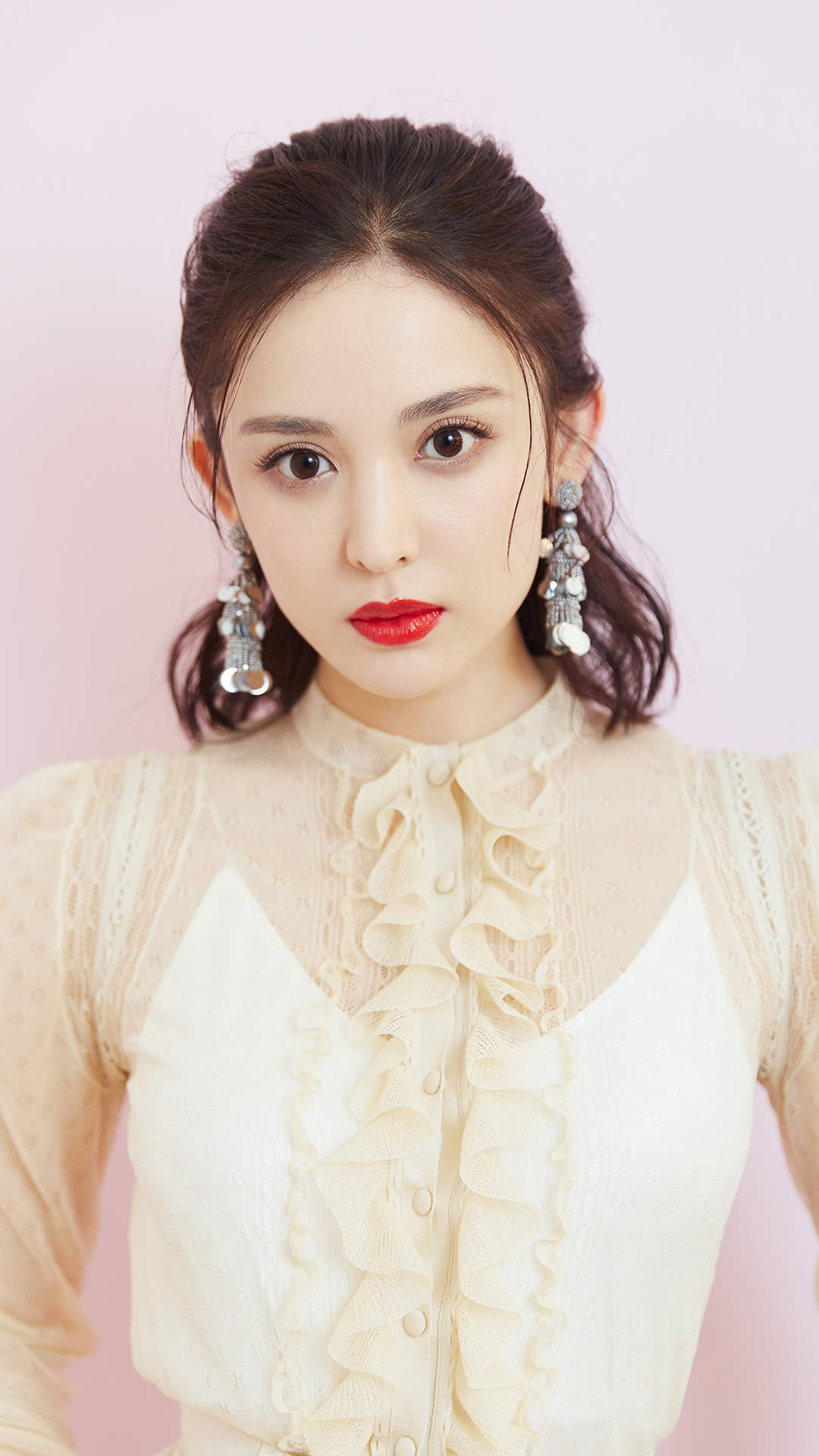 中国内地新疆乌鲁木齐市影视女演员古力娜扎清秀写真手机壁纸图片