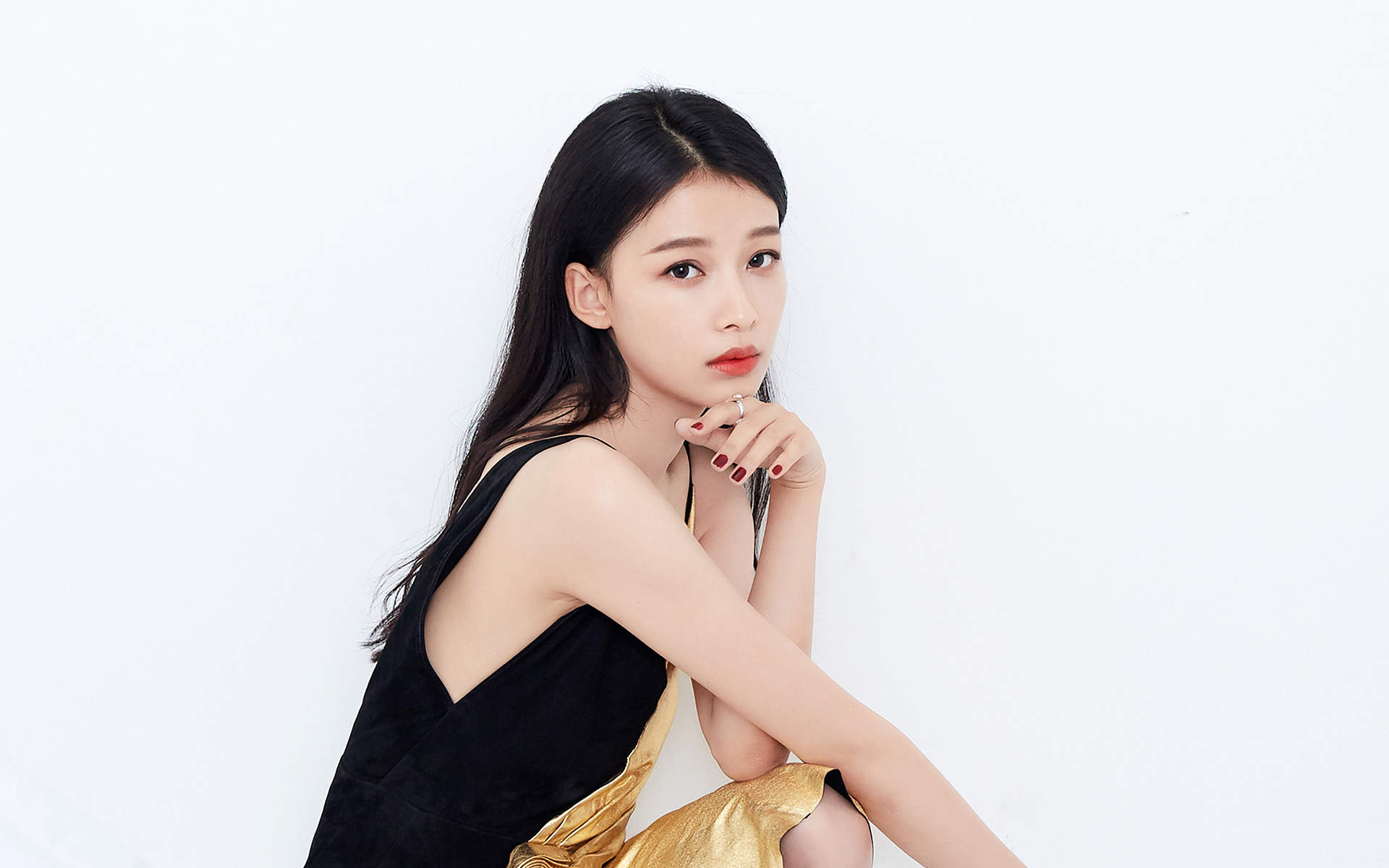 林省通化市集安女明星孙怡清新甜美写真桌面壁纸图片
