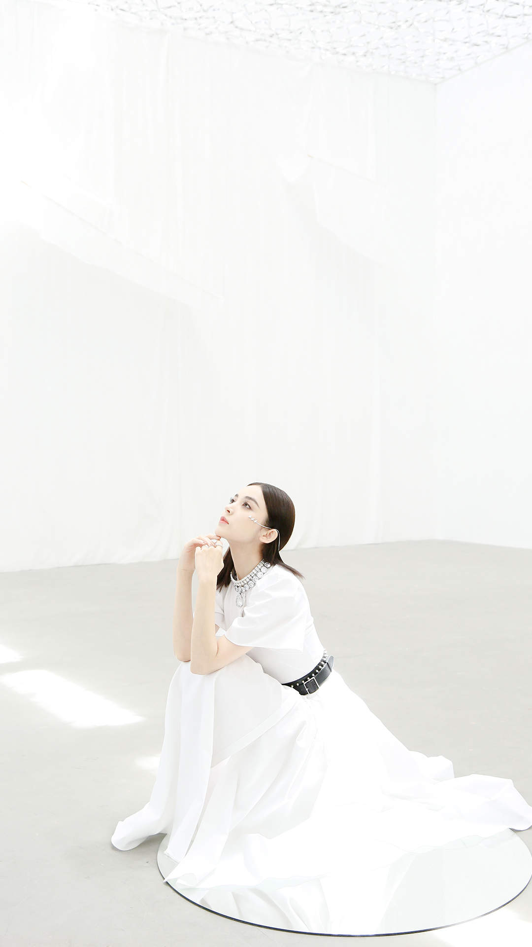 中国内地新疆乌鲁木齐市影视女演员古力娜扎甜美写真手机壁纸图片 中国内地新疆乌鲁木齐市影视女演员古力娜扎甜美写真手机壁纸图片