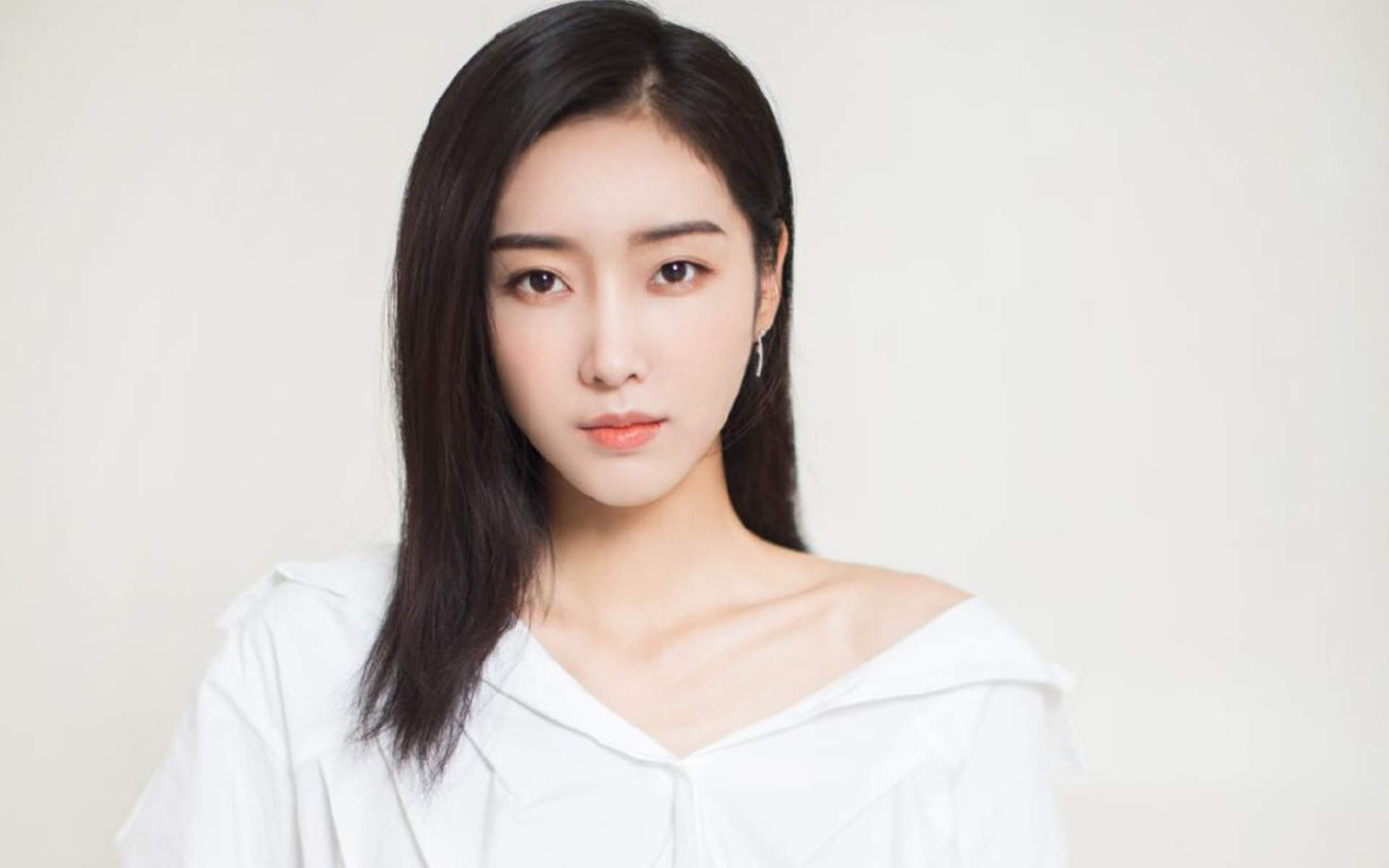 中国内地江苏省南京影视女演员宣璐清新迷人写真桌面壁纸图片 中国内地江苏省南京影视女演员宣璐清新迷人写真桌面壁纸图片