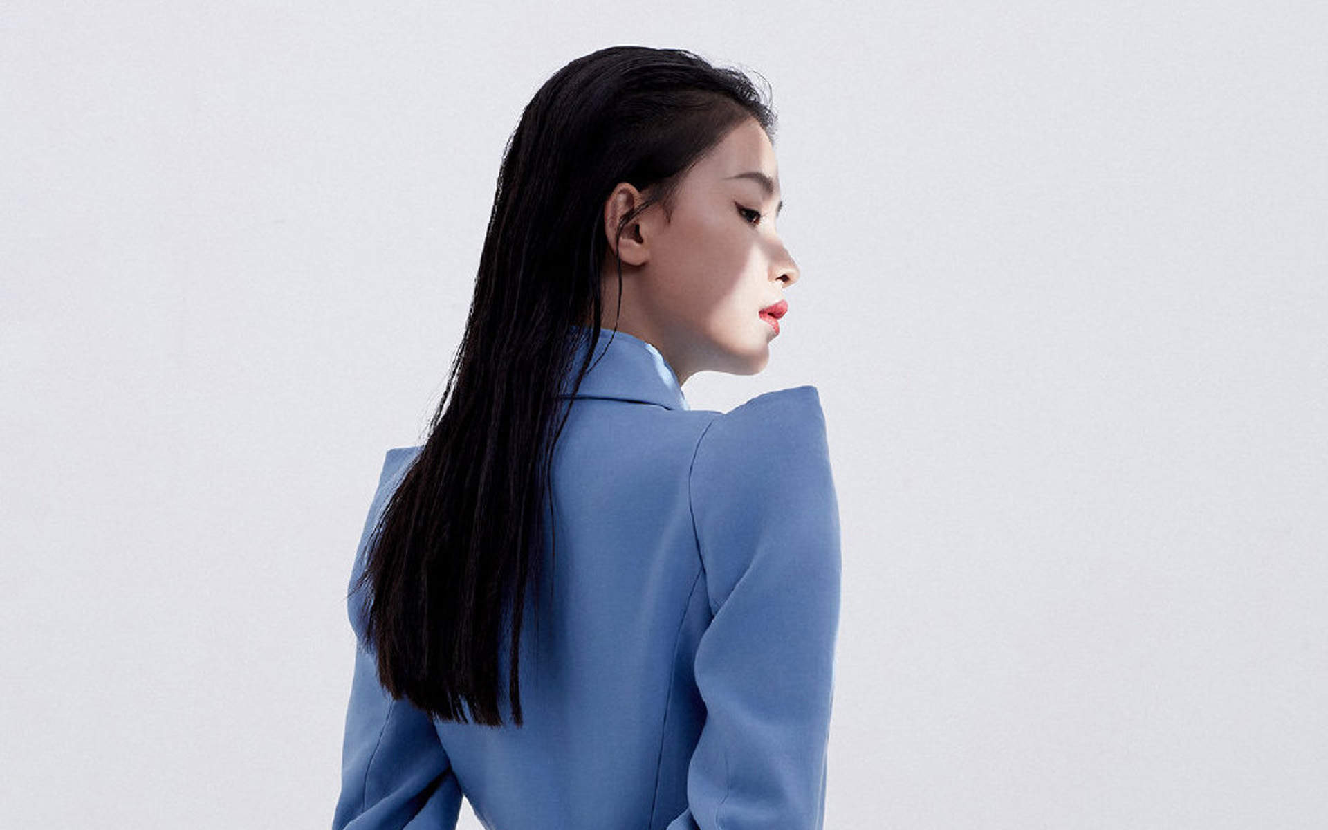 林省通化市集安女明星孙怡妩媚动人时尚写真大片图片
