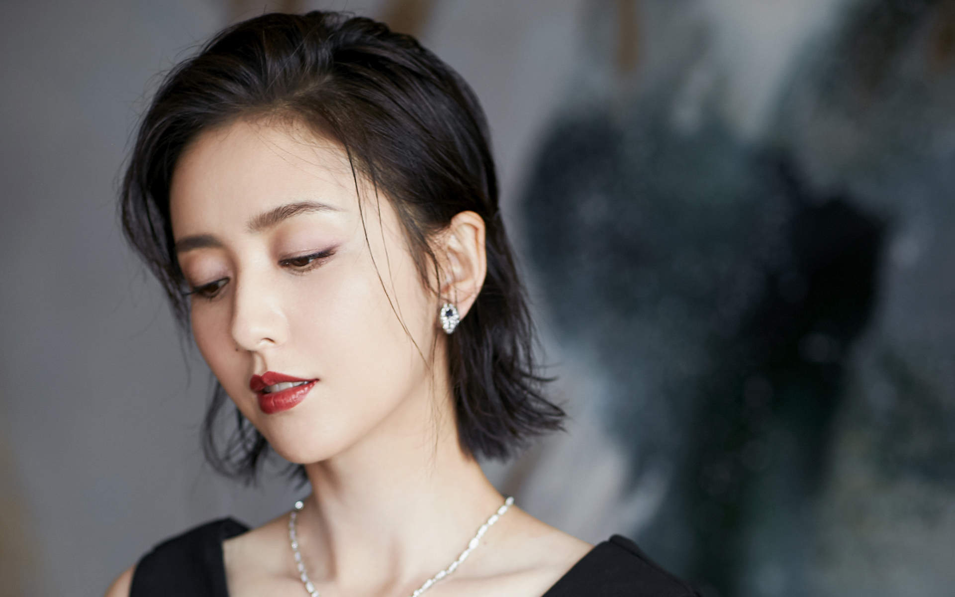 高清中国内地新疆伊犁影视女演员佟丽娅超A性感高清桌面壁纸图片 高清中国内地新疆伊犁影视女演员佟丽娅超A性感高清桌面壁纸图片
