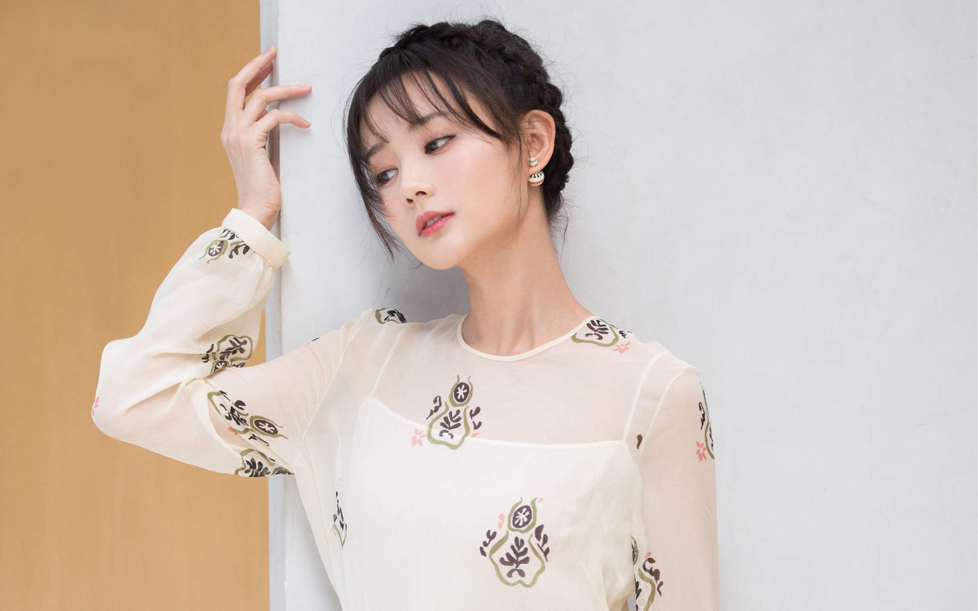 李一桐图片