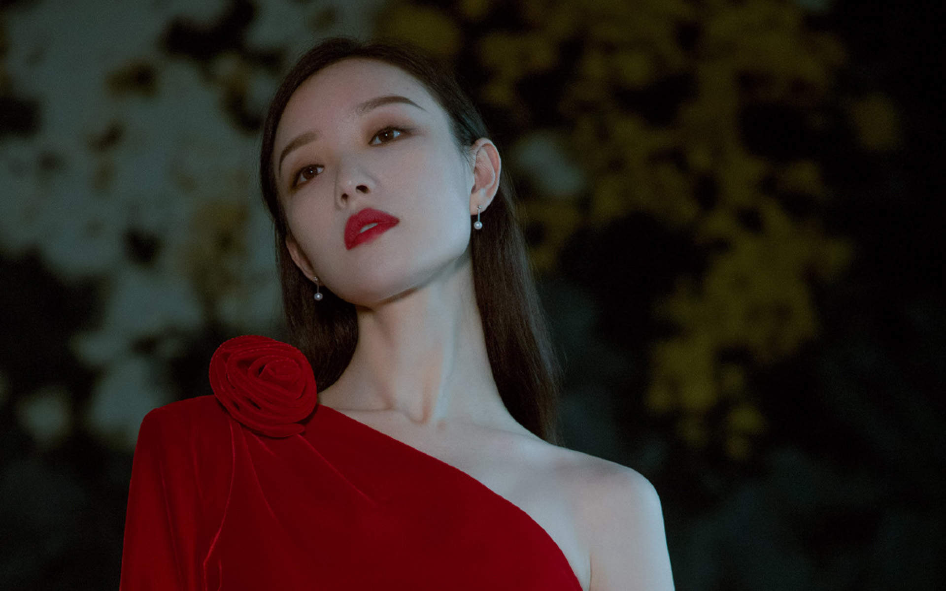 中国内地江苏南京女演员倪妮性感女人味写真图片图片