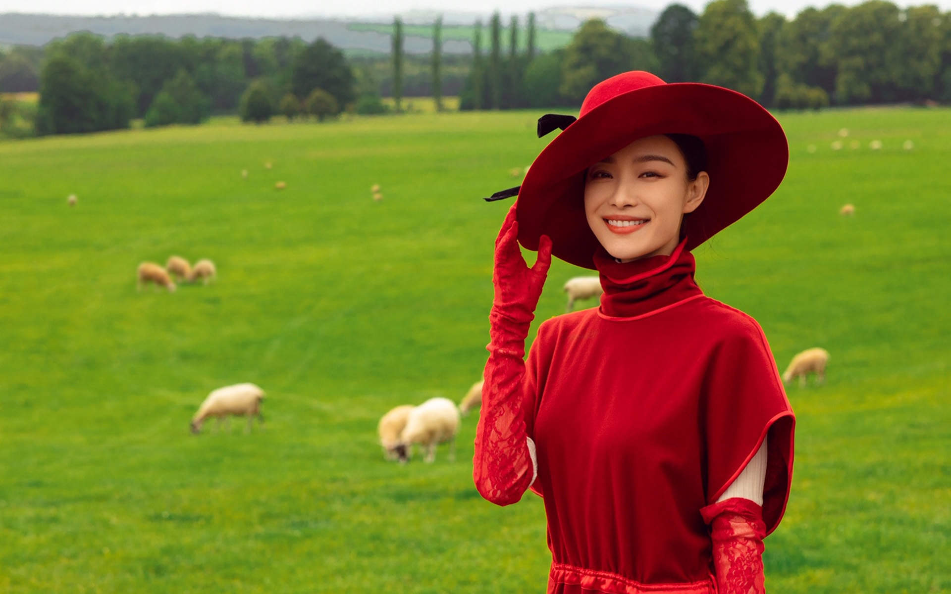 中国内地江苏南京女演员倪妮性感女人味写真图片图片