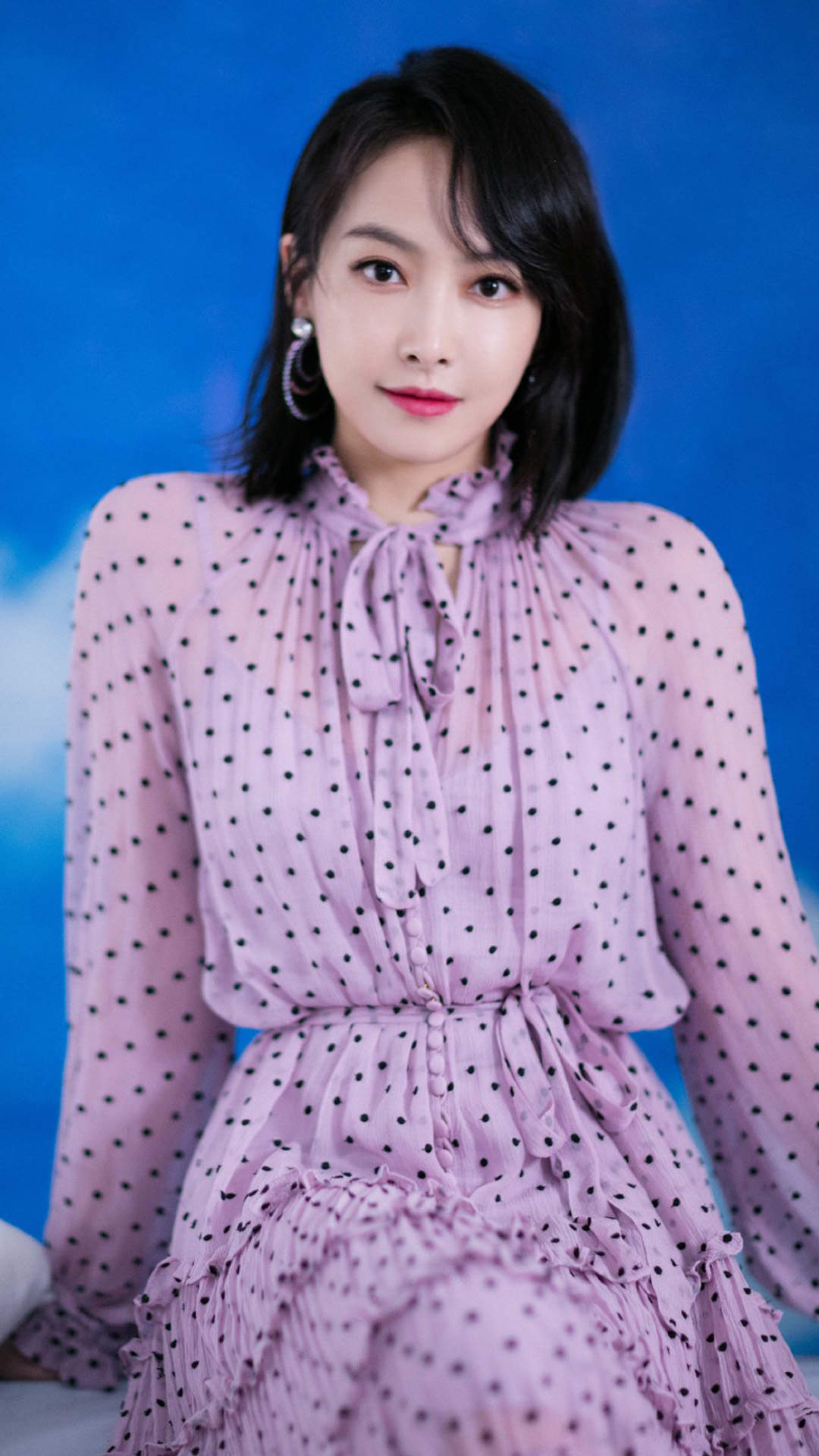 山东省青岛女演员宋茜妩媚动人写真桌面壁纸图片