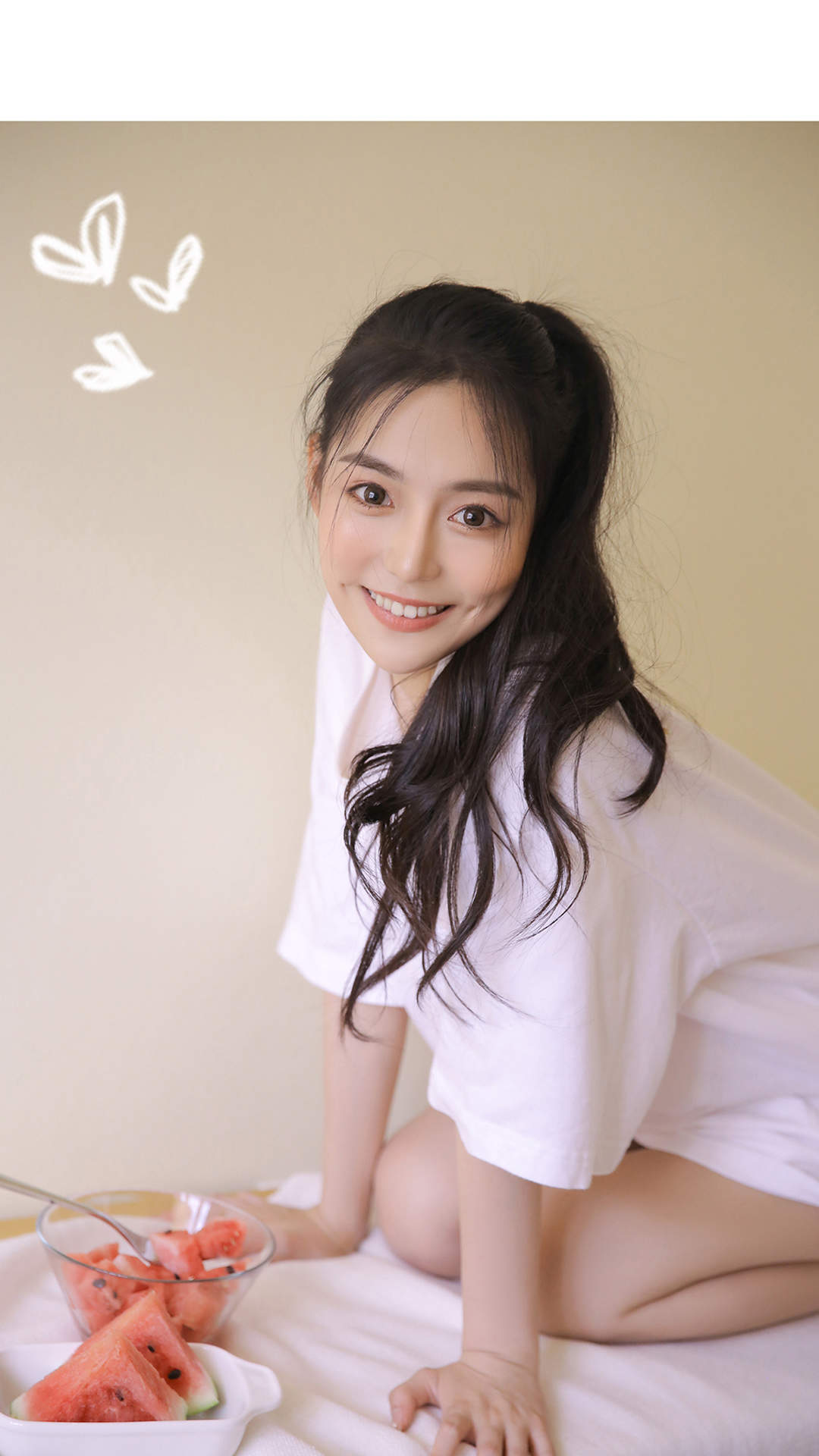 甜美蕾丝美女手机壁纸图片