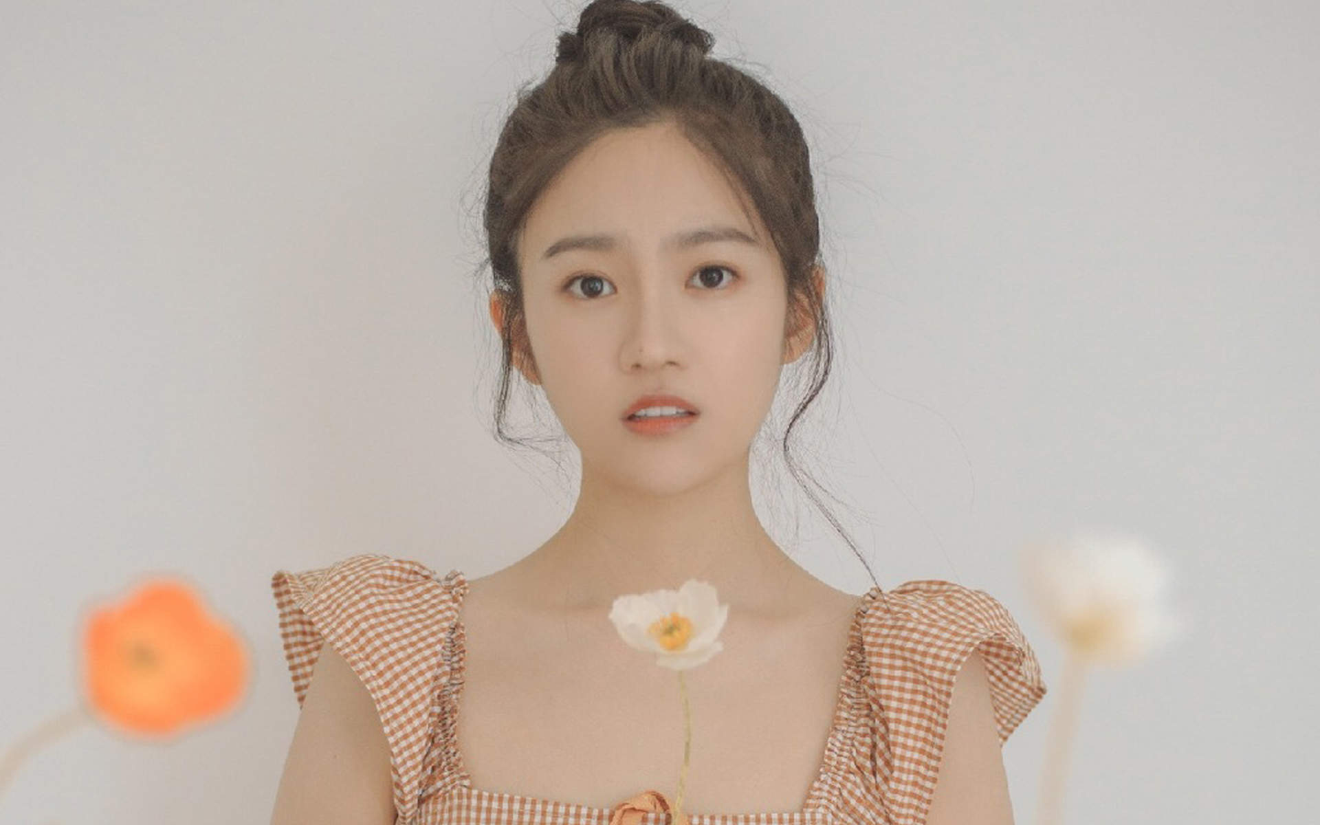 中国内地海市女演员汤梦佳清纯可爱居家写真图片图片