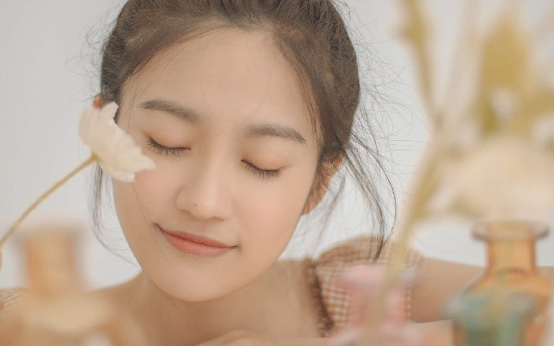 中国内地海市女演员汤梦佳甜美迷人写真桌面壁纸图片 中国内地海市女演员汤梦佳甜美迷人写真桌面壁纸图片