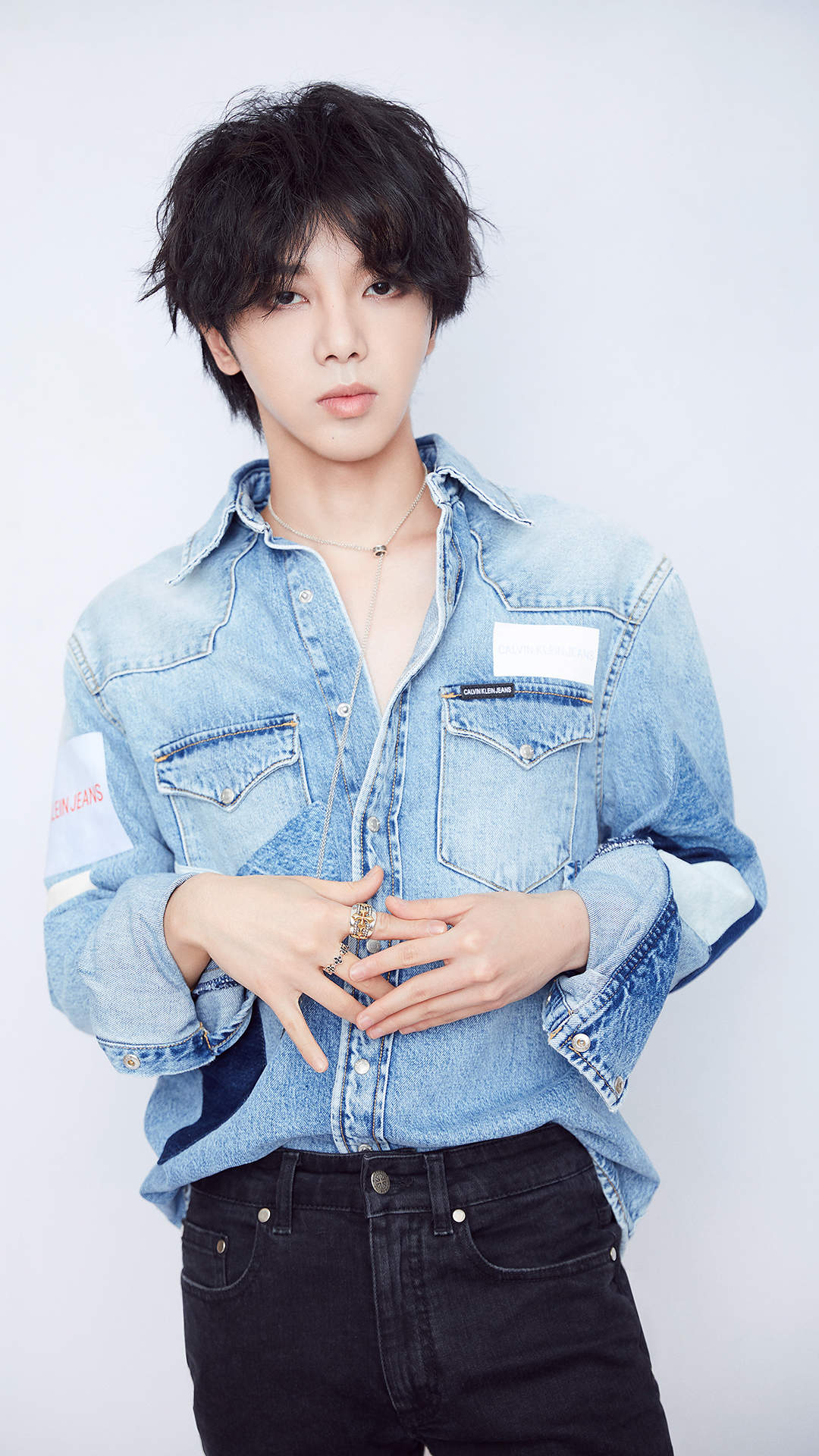 男星华晨宇图片
