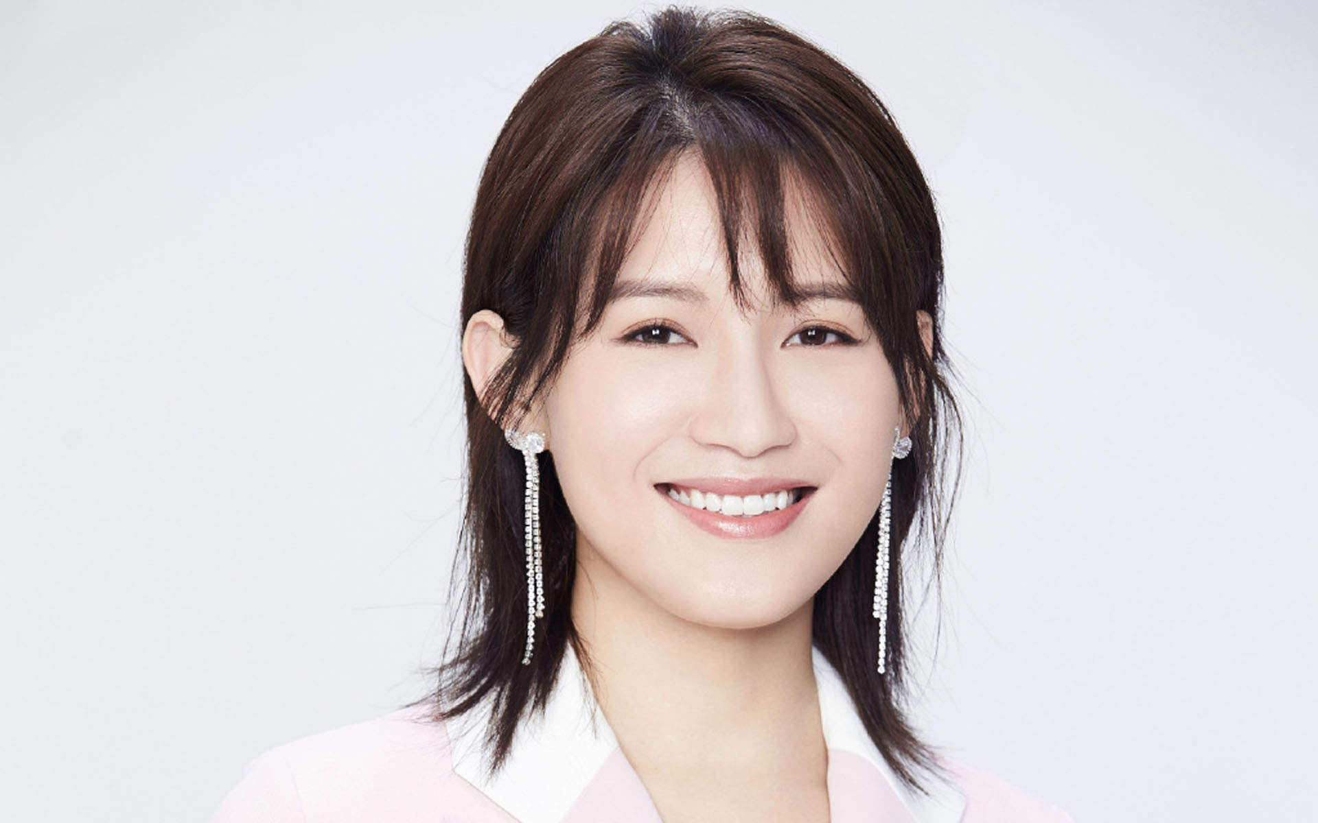 高清湖南衡阳美女苏青鬼马俏皮时尚杂志写真图片图片