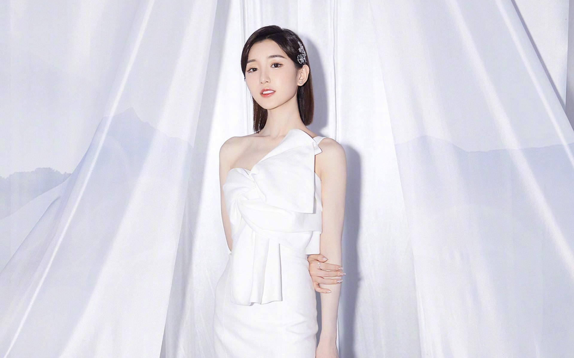 毛晓彤图片
