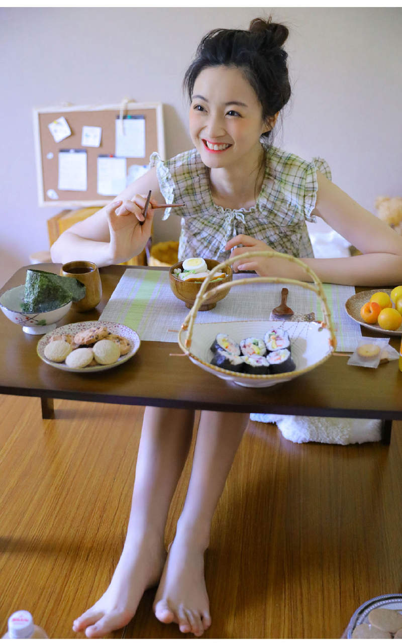 甜美蕾丝美女手机壁纸图片