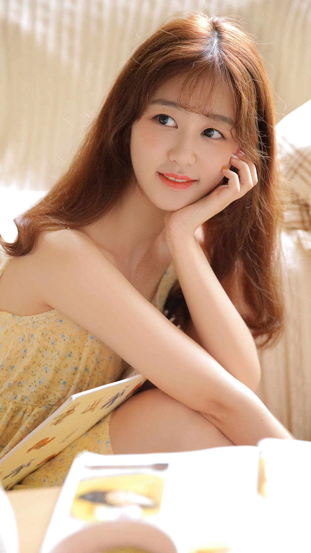 甜美蕾丝美女手机壁纸图片