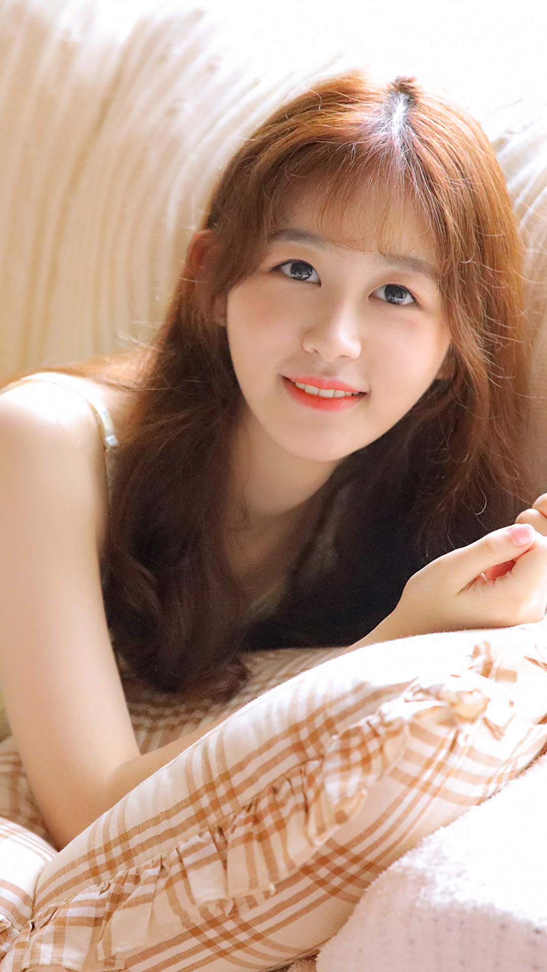 甜美蕾丝美女手机壁纸图片