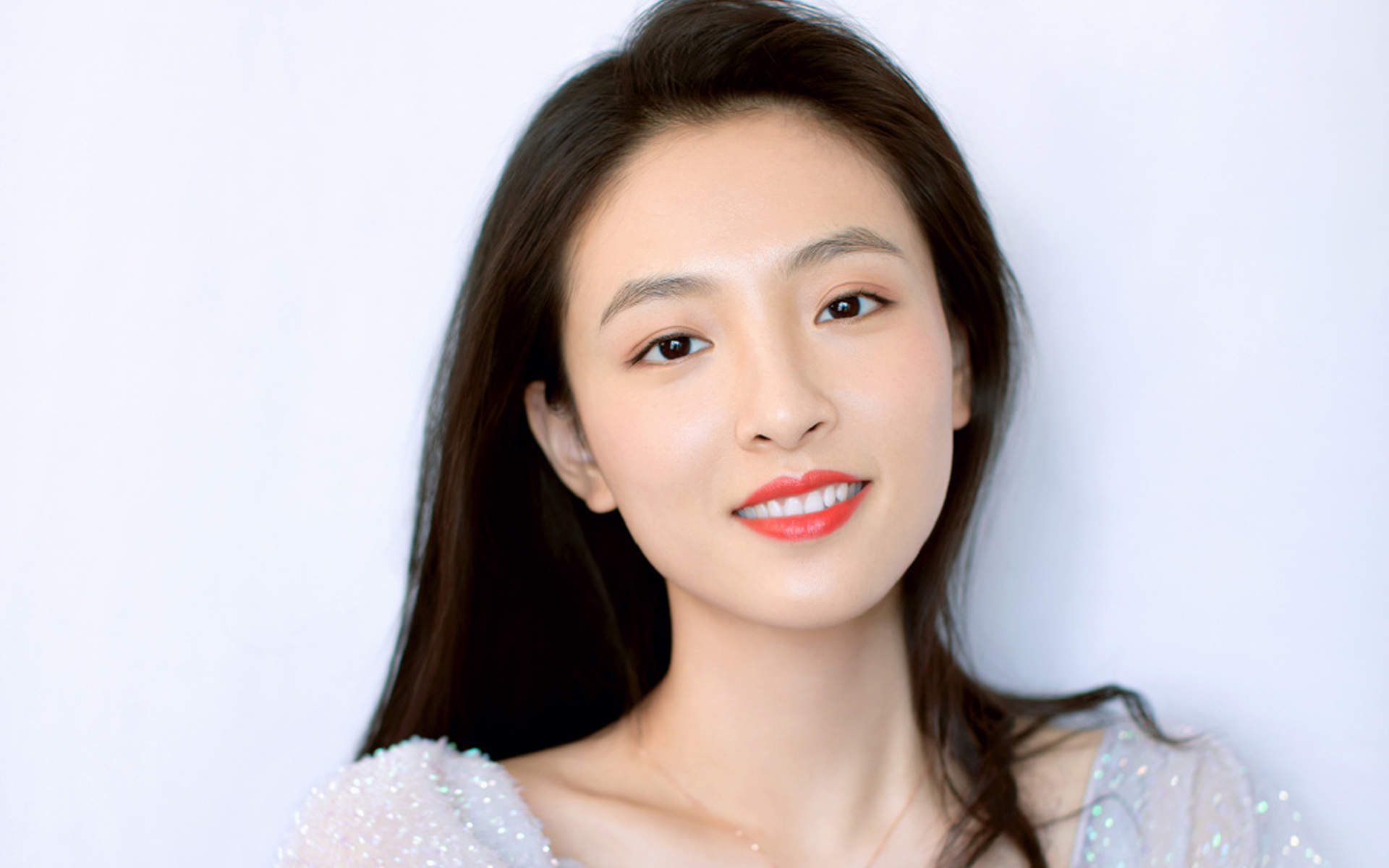 吴倩图片