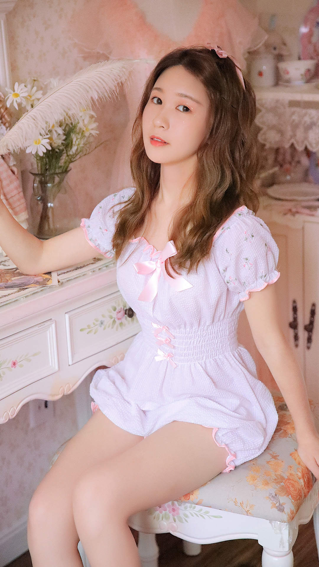 甜美蕾丝美女手机壁纸图片