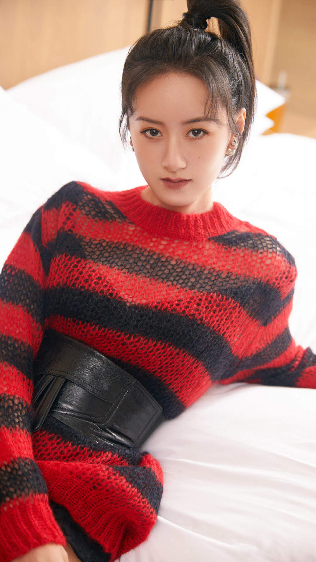 高清上海袁冰妍袁冰妍性感露肩写真桌面壁纸图片 高清上海袁冰妍袁冰妍性感露肩写真桌面壁纸图片