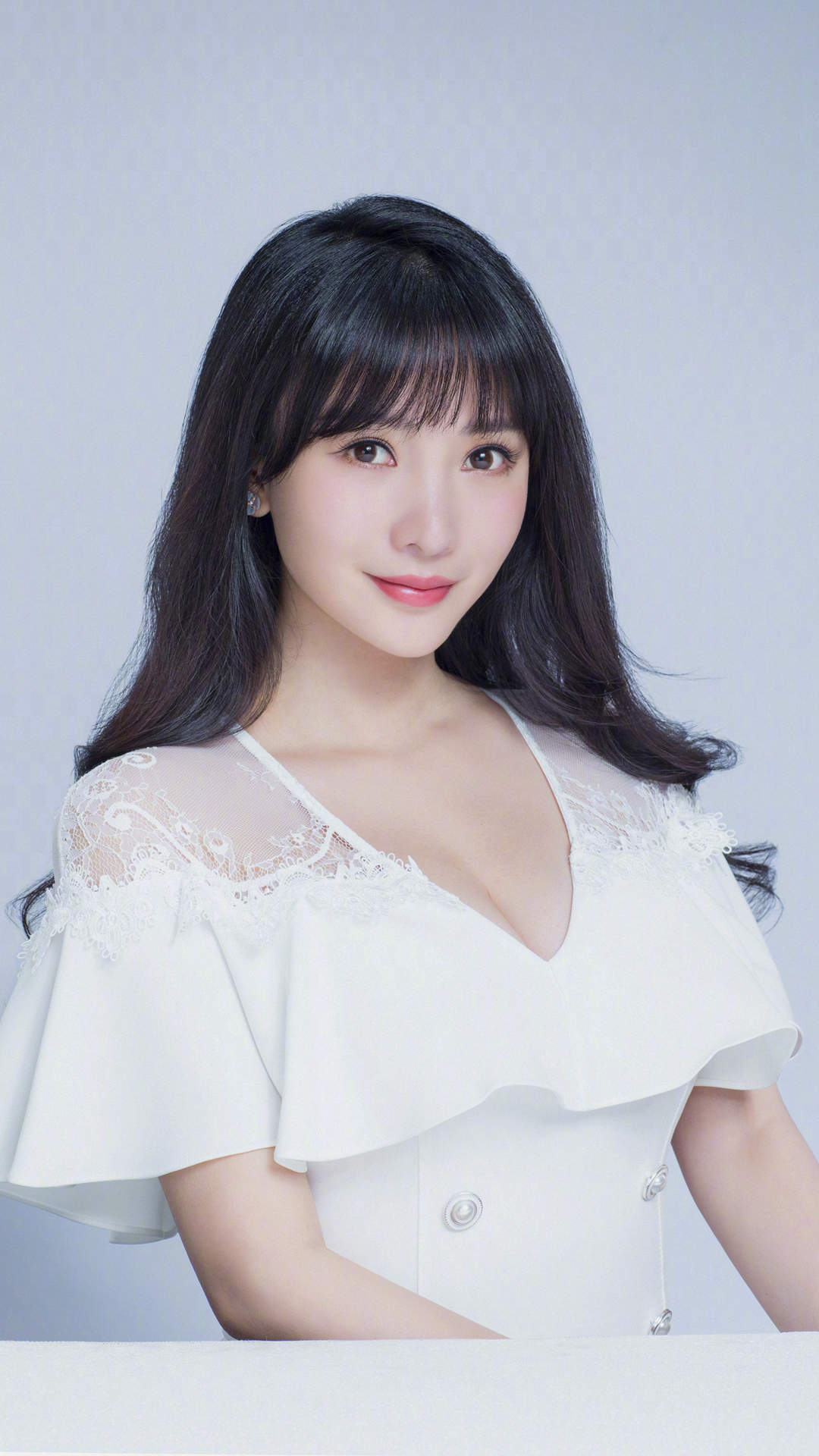 中国内地湖南衡阳女演员柳岩写真电脑桌面壁纸之网络美女图片
