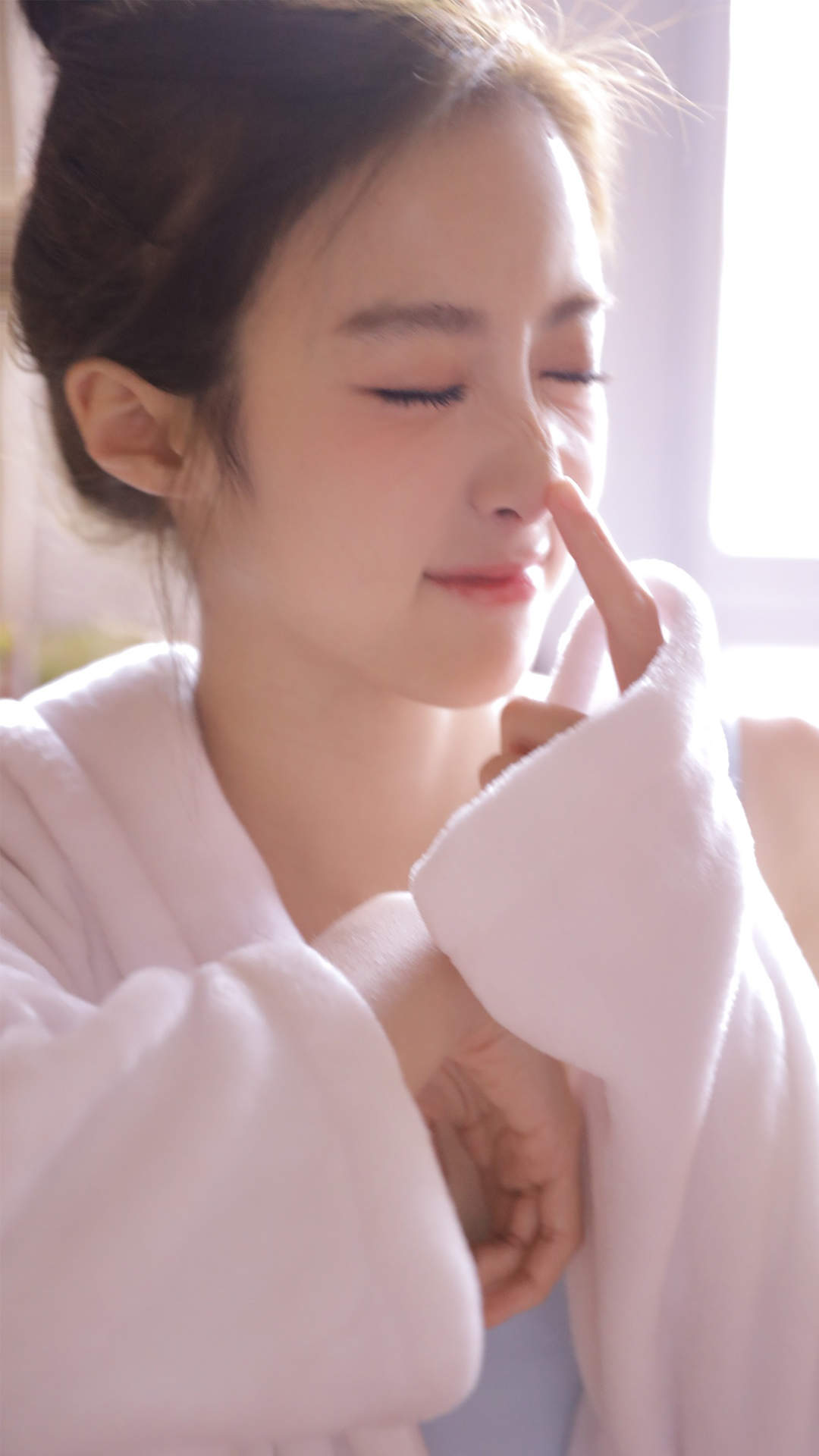 甜美蕾丝美女手机壁纸图片