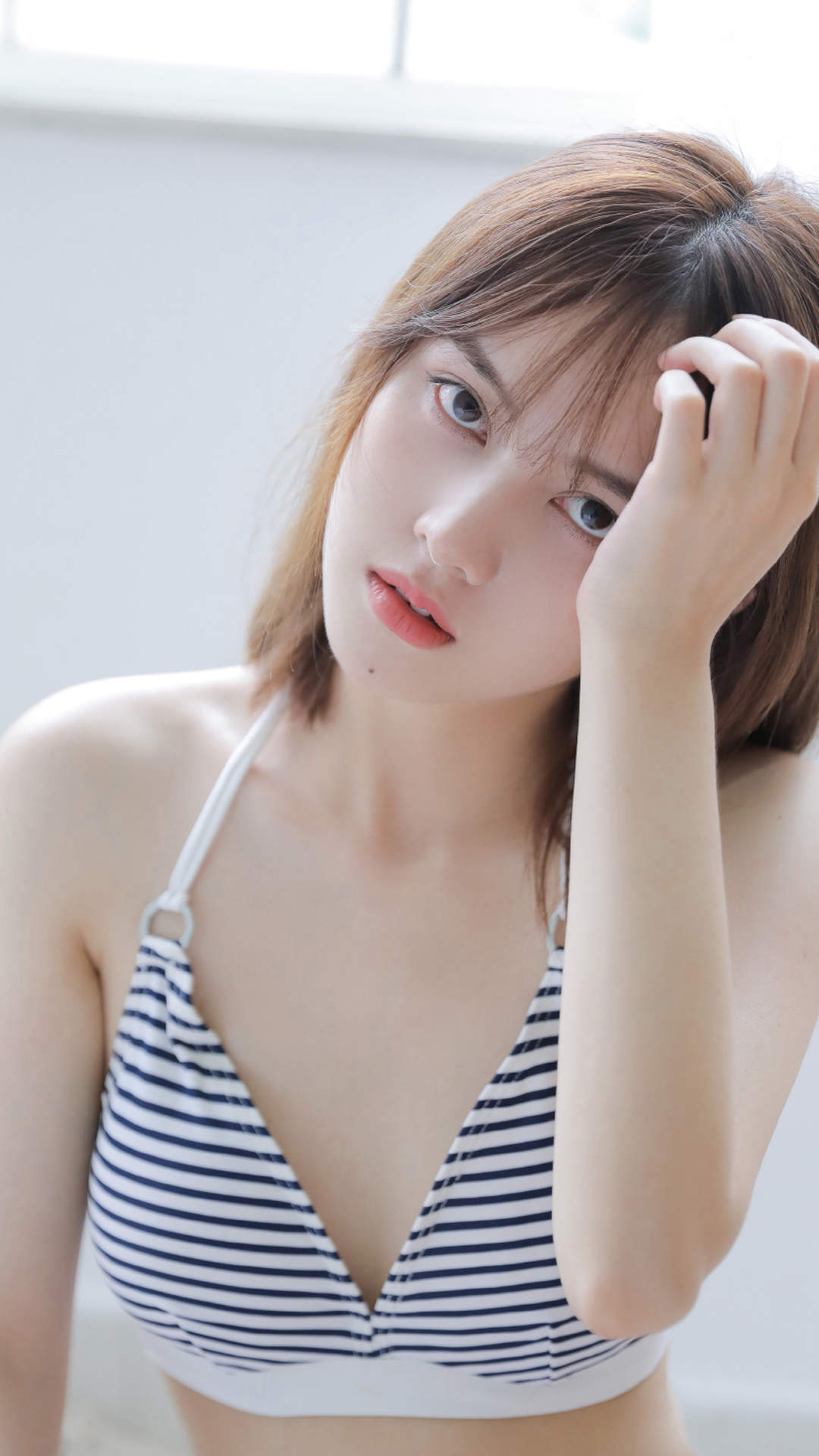 甜美蕾丝美女手机壁纸图片