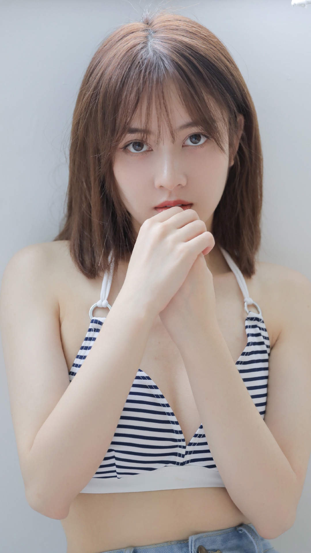 甜美蕾丝美女手机壁纸图片