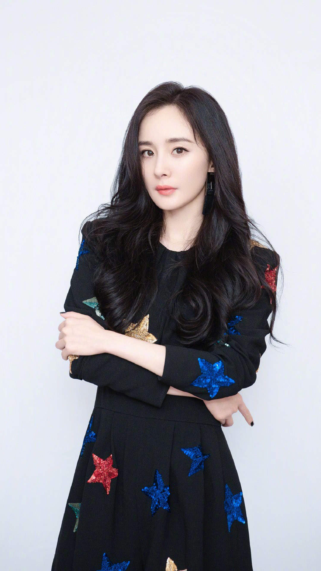 中国内地北京影视女演员杨幂抹胸裙性感高清桌面壁纸图片