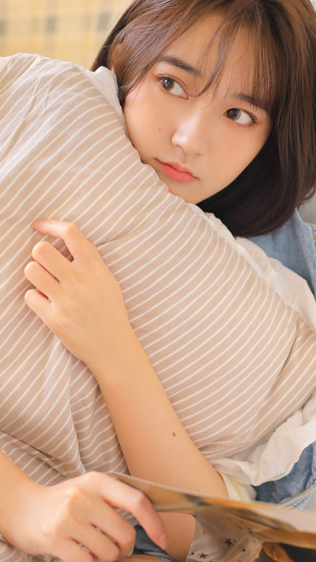 文艺美女手机壁纸图片图片