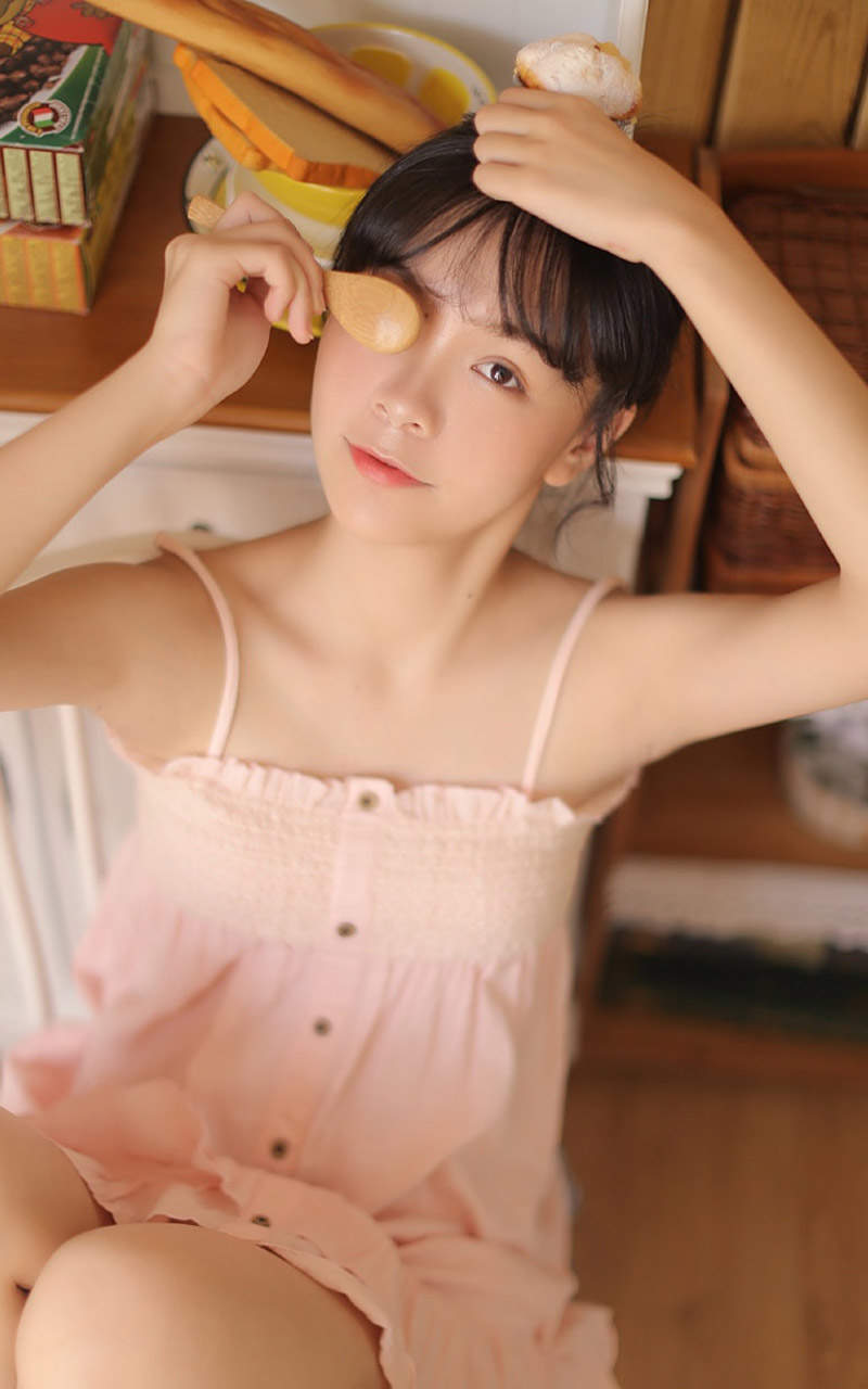甜美蕾丝美女手机壁纸图片