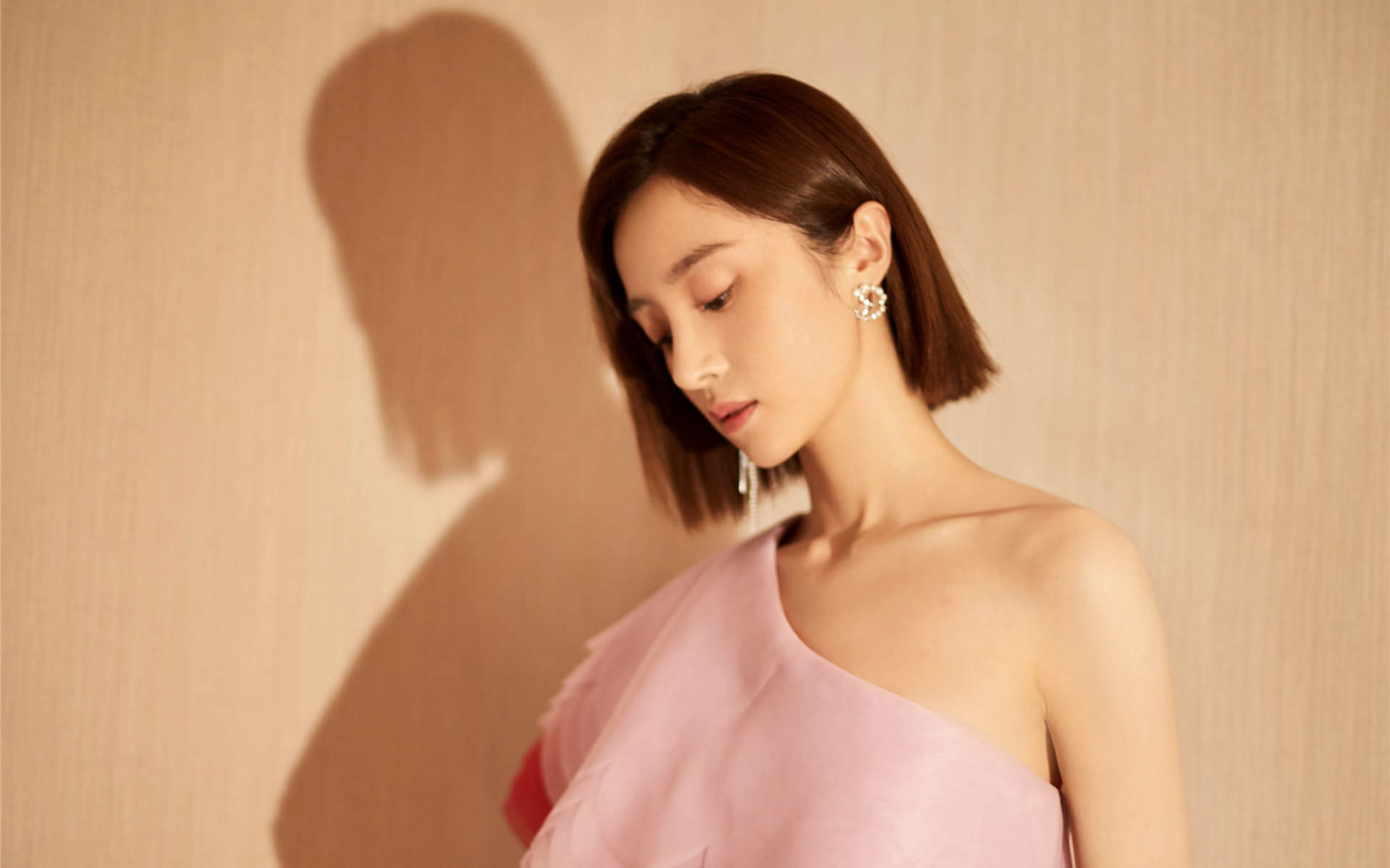 胡冰卿冰蓝系活泼明朗写真图片图片