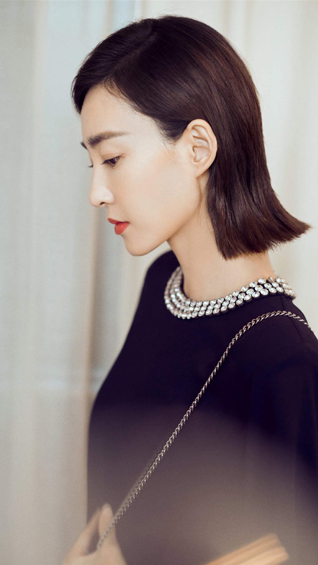 王丽坤优雅灵动粉色长裙写真图片图片