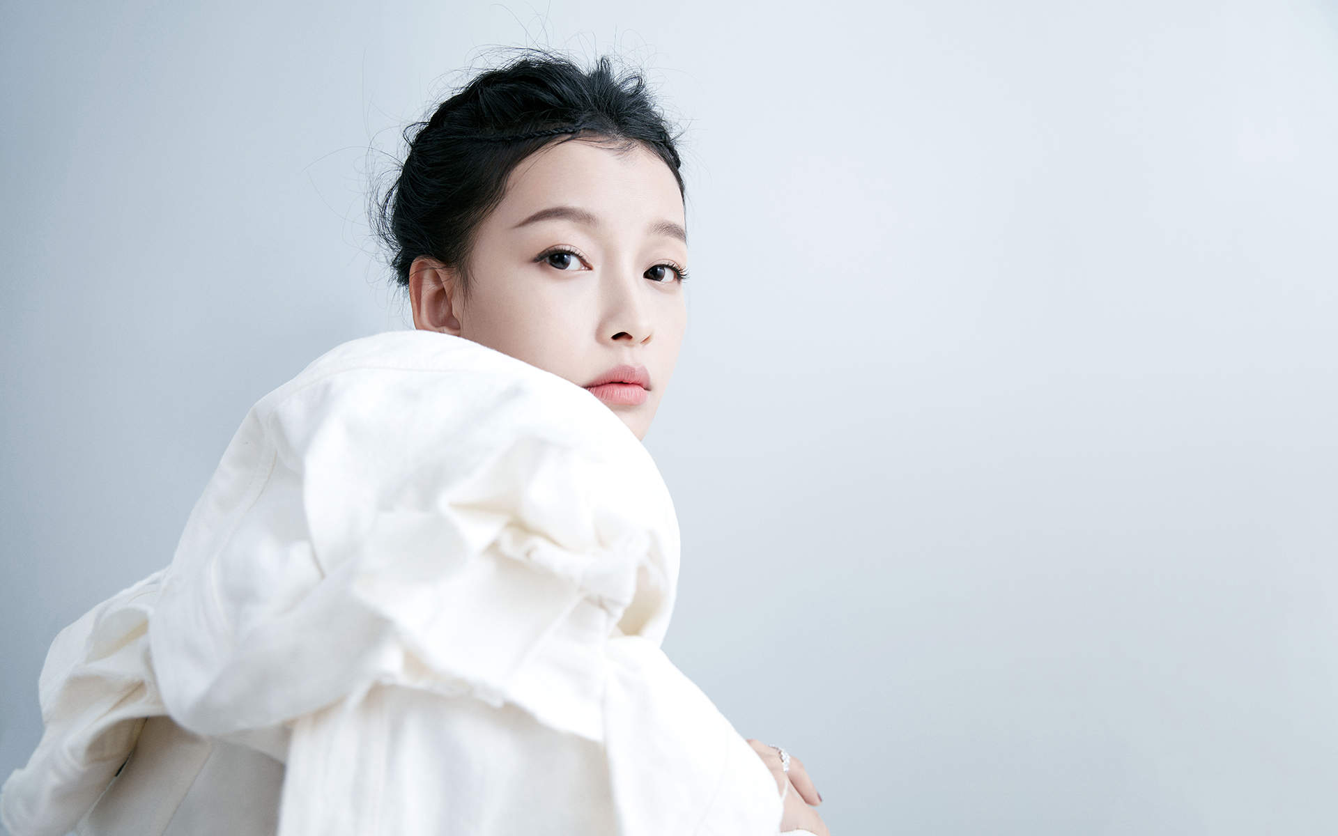 林省通化市集安女明星孙怡妩媚动人时尚写真大片图片