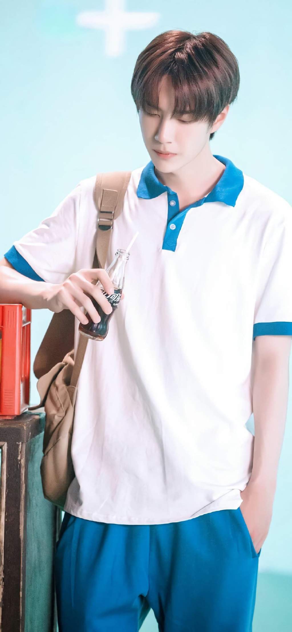 河南省洛阳男明显王一博《Tmagazine》4月刊封面写真图片
