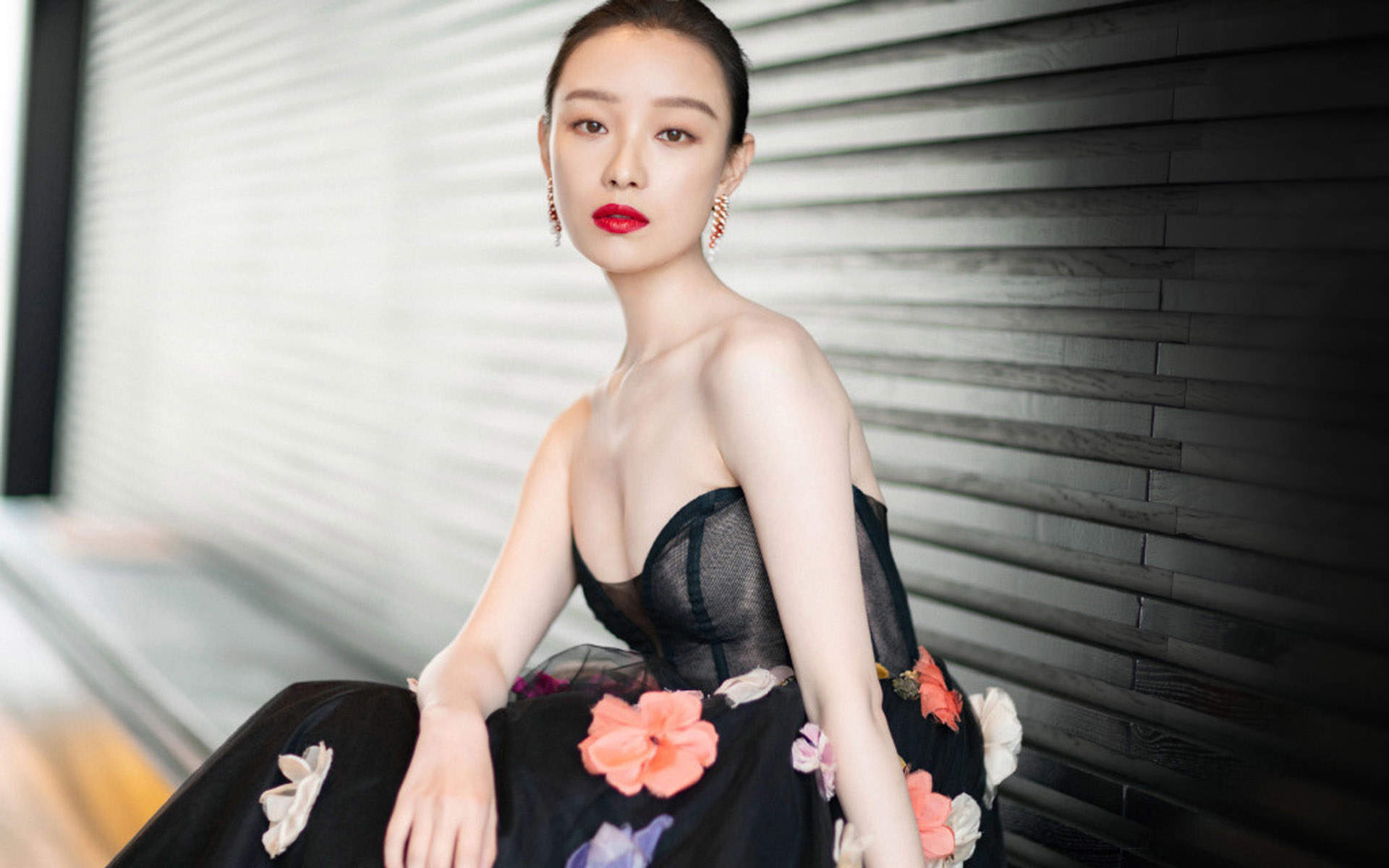 中国内地江苏南京女演员倪妮性感女人味写真图片图片