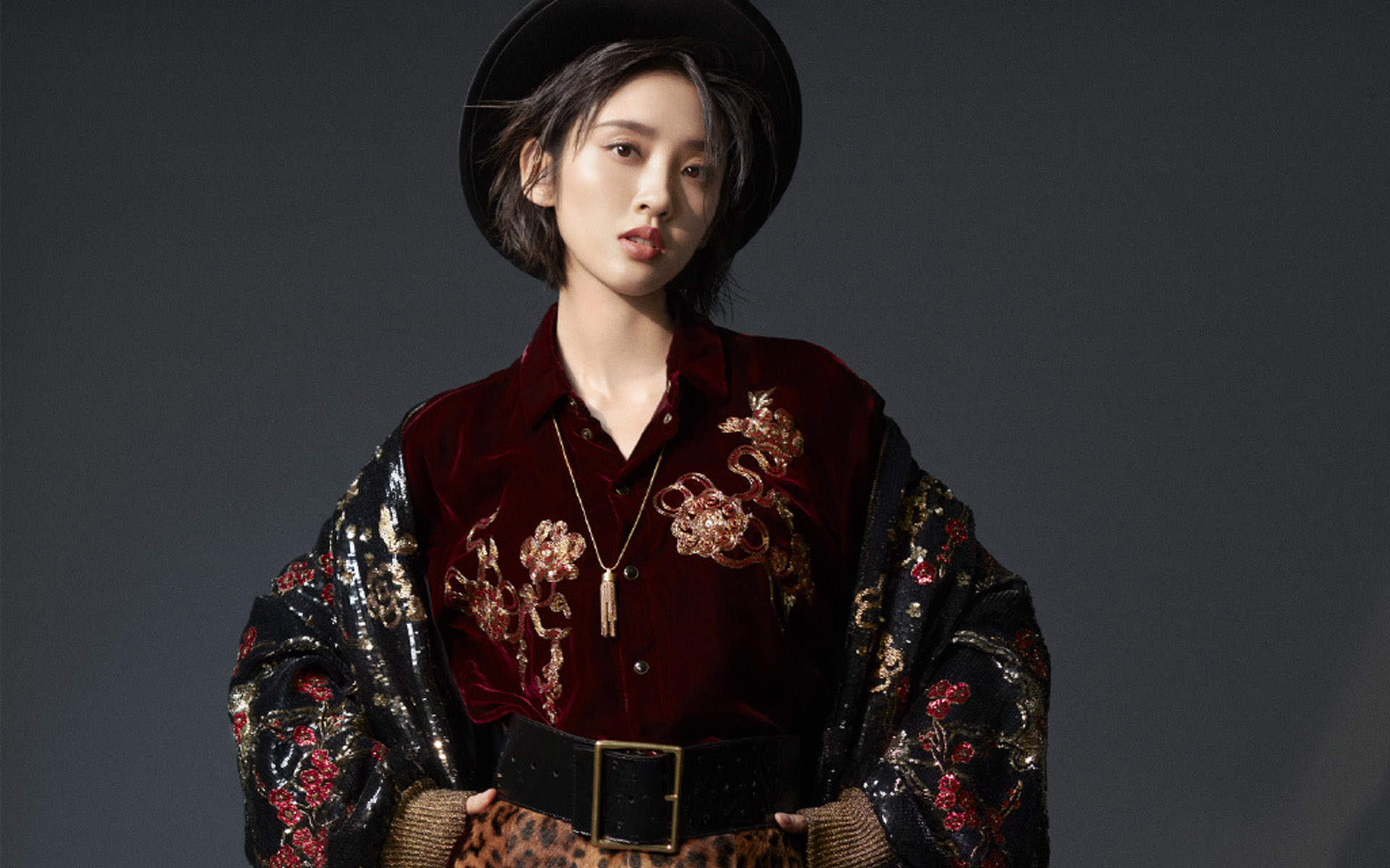 高清中国内地四川女演员唐艺昕湿发吊带裙性感写真图片图片 高清中国内地四川女演员唐艺昕湿发吊带裙性感写真图片图片