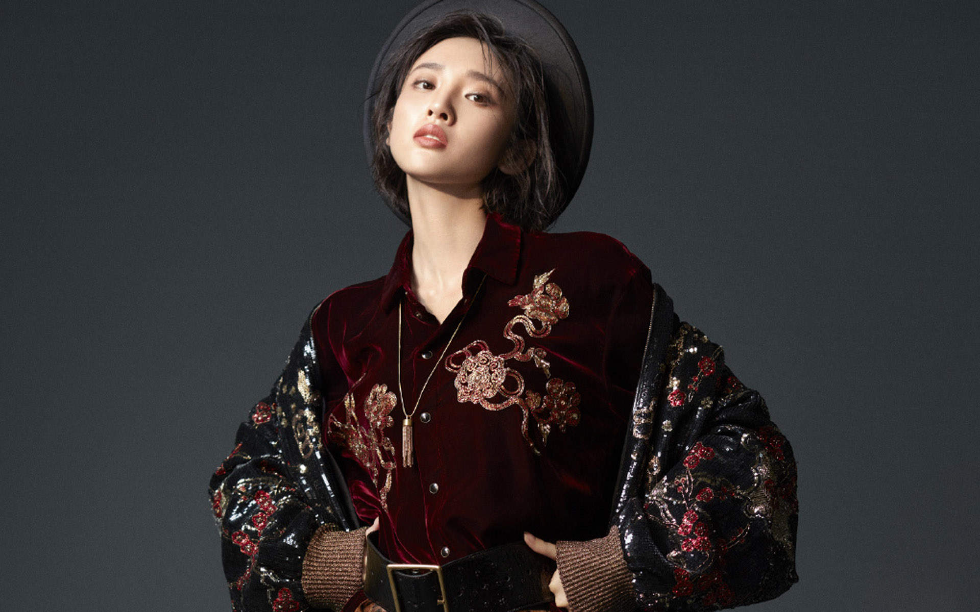 高清中国内地四川女演员唐艺昕湿发吊带裙性感写真图片图片 高清中国内地四川女演员唐艺昕湿发吊带裙性感写真图片图片