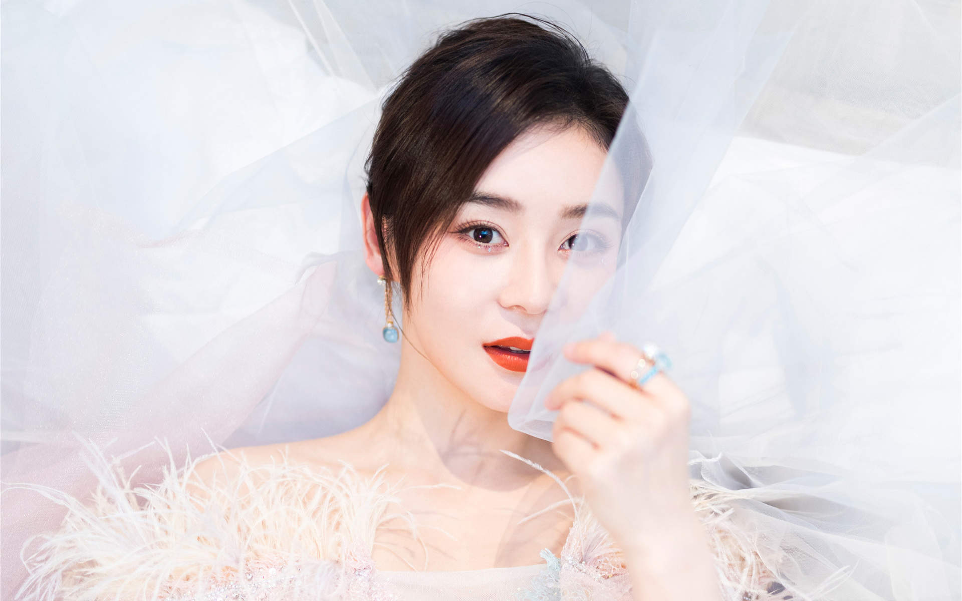 高清中国内地影视湖北省襄阳女演员袁姗姗薄纱蛋糕性感图片桌面壁纸图片 高清中国内地影视湖北省襄阳女演员袁姗姗薄纱蛋糕性感图片桌面壁纸图片