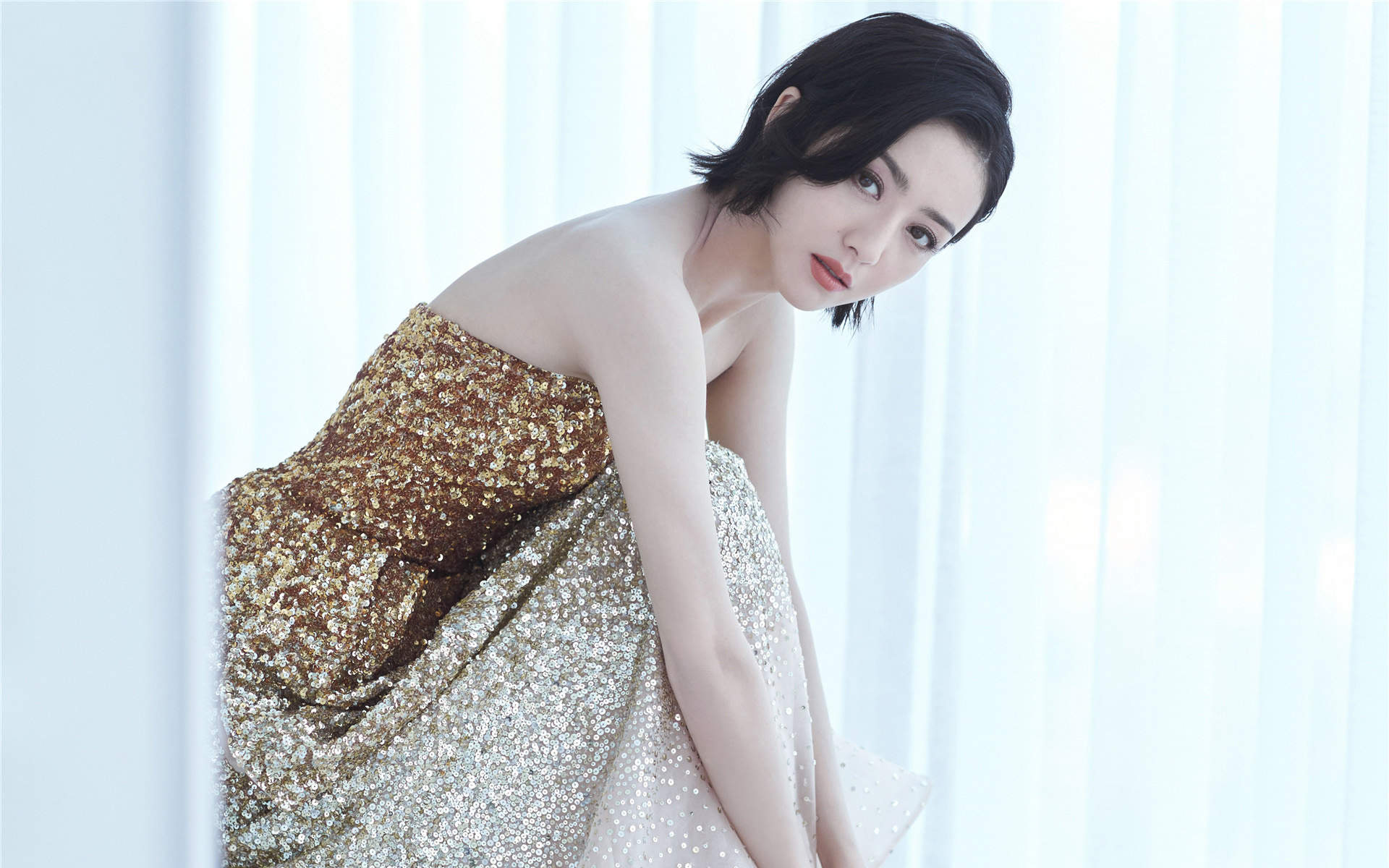 高清中国内地新疆伊犁影视女演员佟丽娅简约唯美性感写真图片桌面壁纸图片 高清中国内地新疆伊犁影视女演员佟丽娅简约唯美性感写真图片桌面壁纸图片
